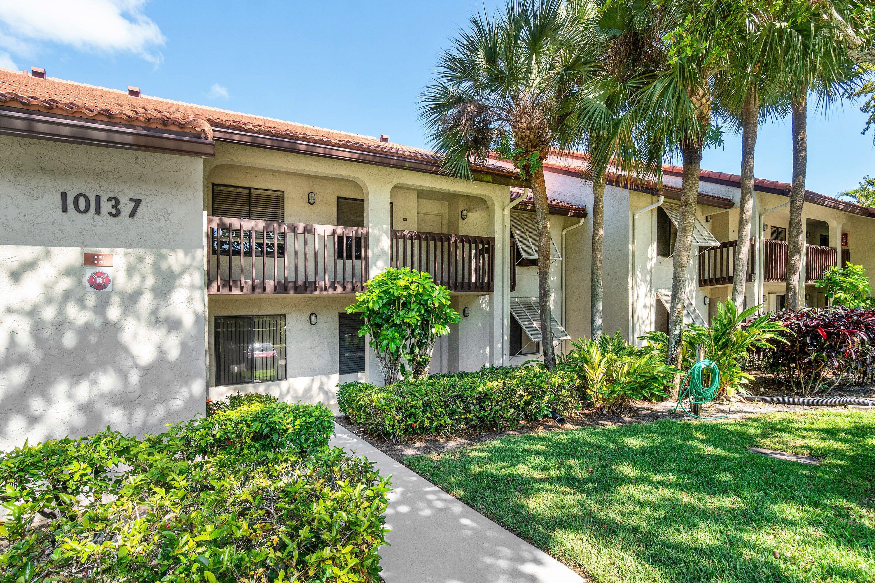 BANYAN SPRINGS - Residential