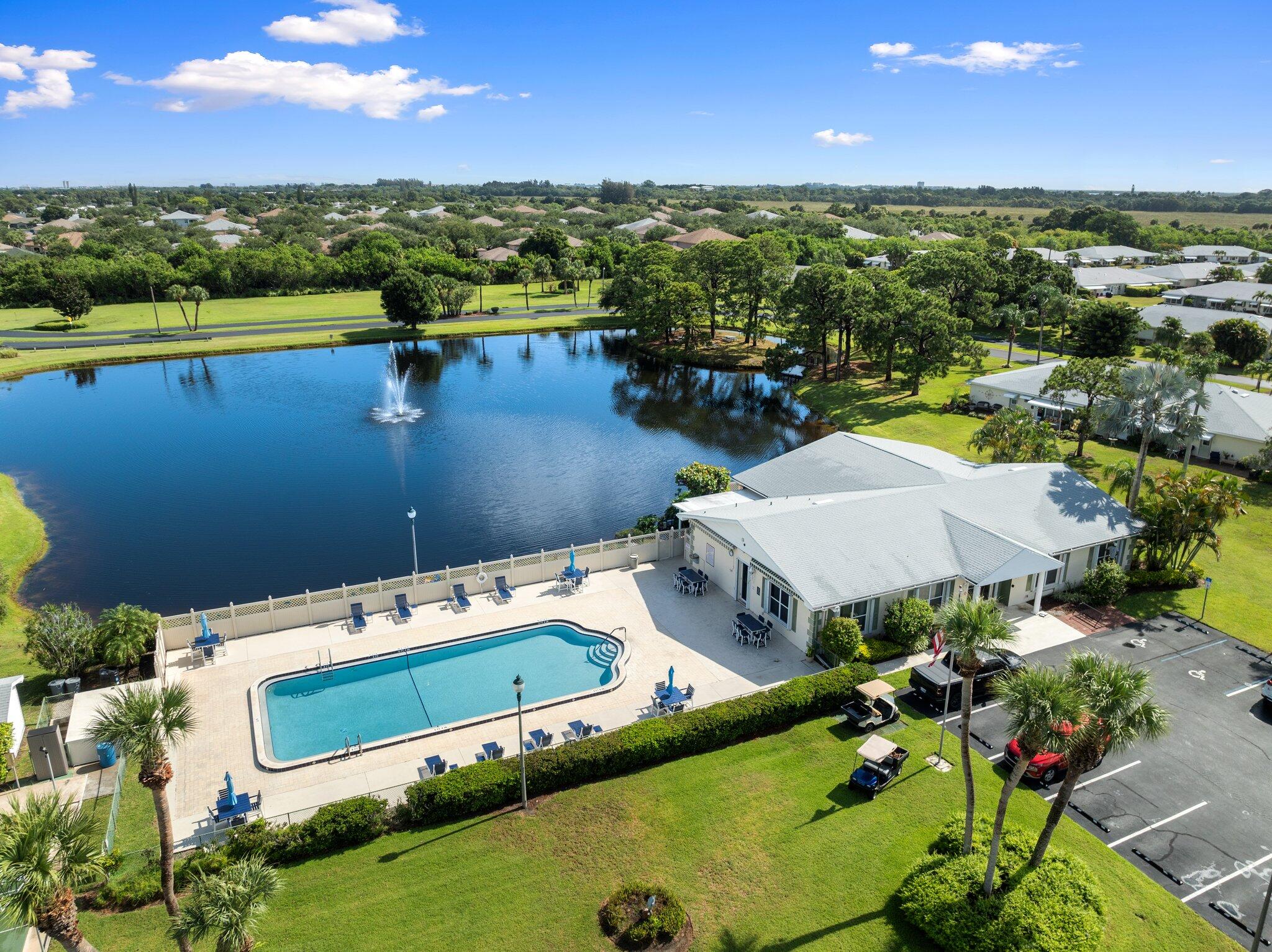 HIGH POINT OF FT PIERCE CONDOMINIUM SECTION 1 - Residential