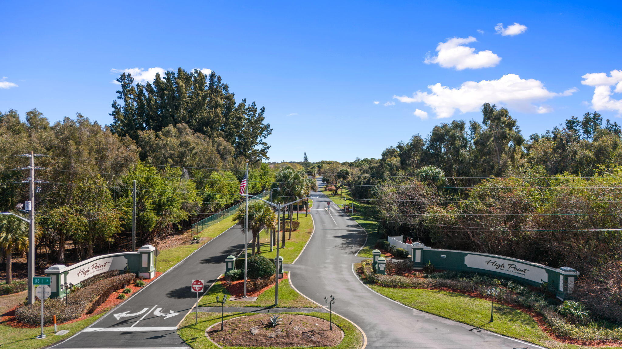 HIGH POINT OF FT PIERCE CONDOMINIUM SECTION 1 - Residential