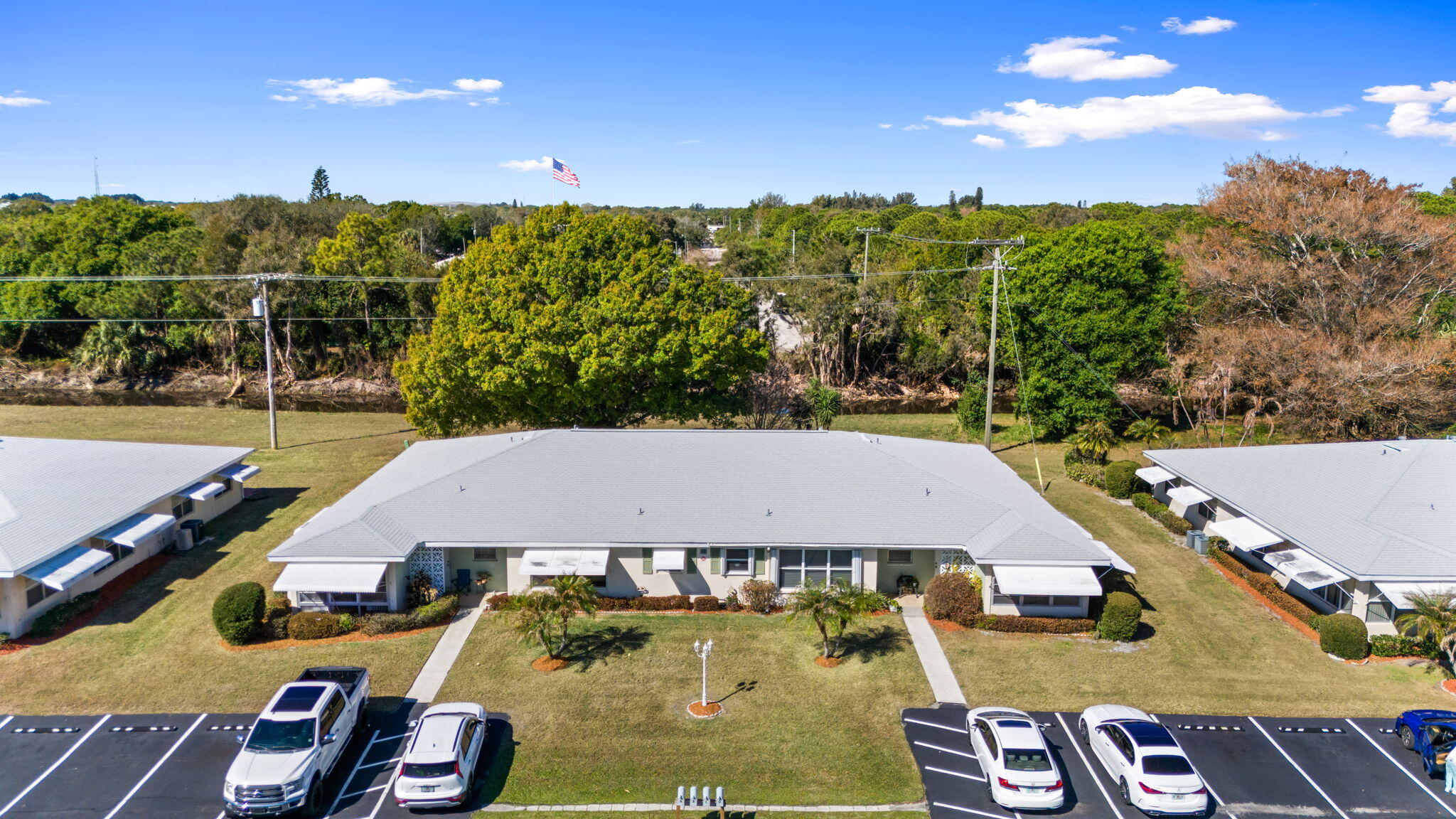 HIGH POINT OF FT PIERCE CONDOMINIUM SECTION 1 - Residential