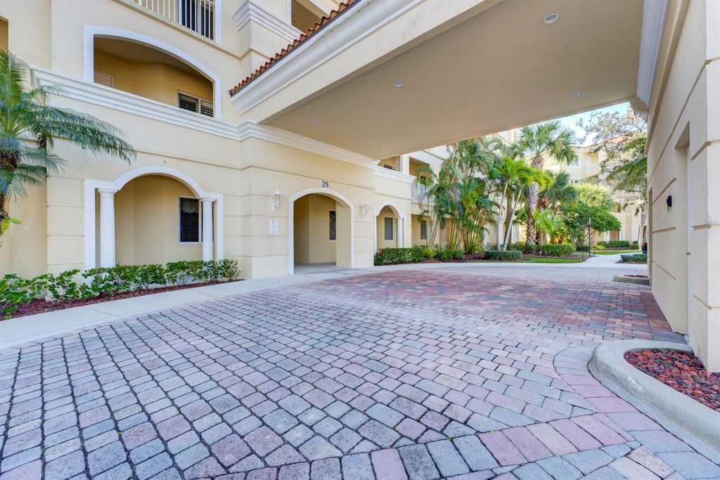 Photo of 29 Harbour Isles Drive E #106, Fort Pierce, FL 34949 (MLS # R10952387)