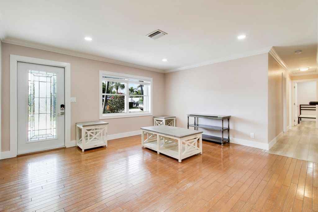 Photo of 234 S Seacrest Circle, Delray Beach, FL 33444 (MLS # R11060174)