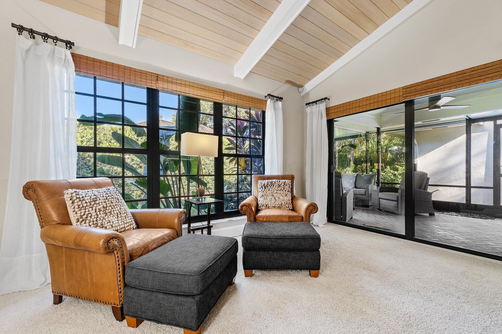 TWELVE OAKS - Residential