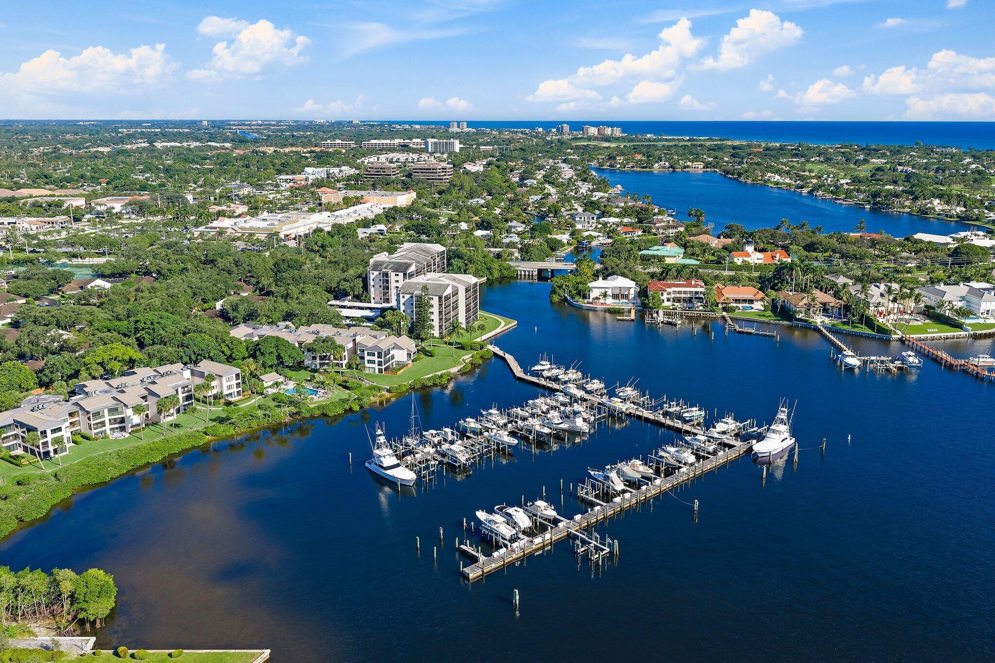 TWELVE OAKS - Residential