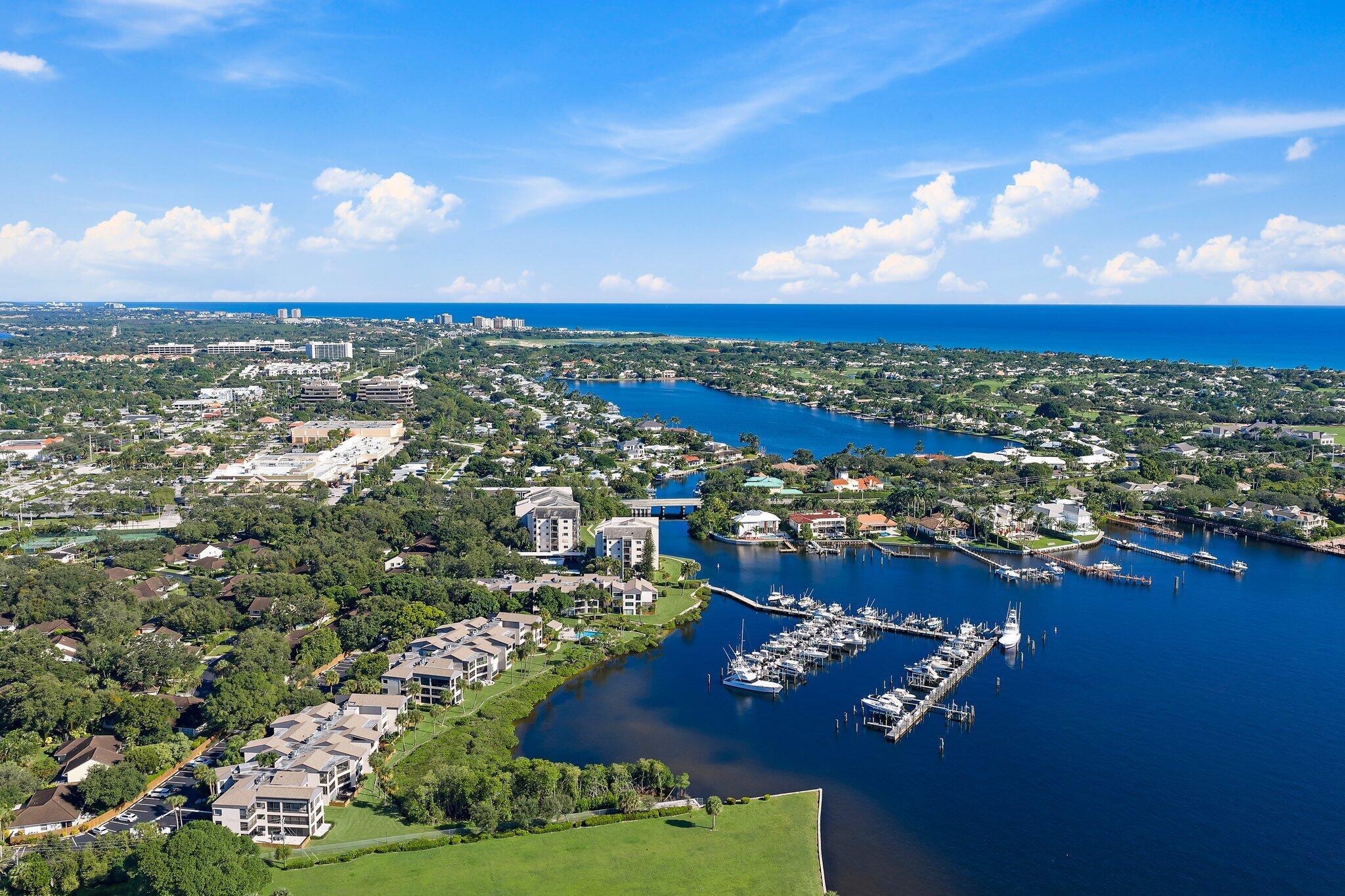 TWELVE OAKS - Residential