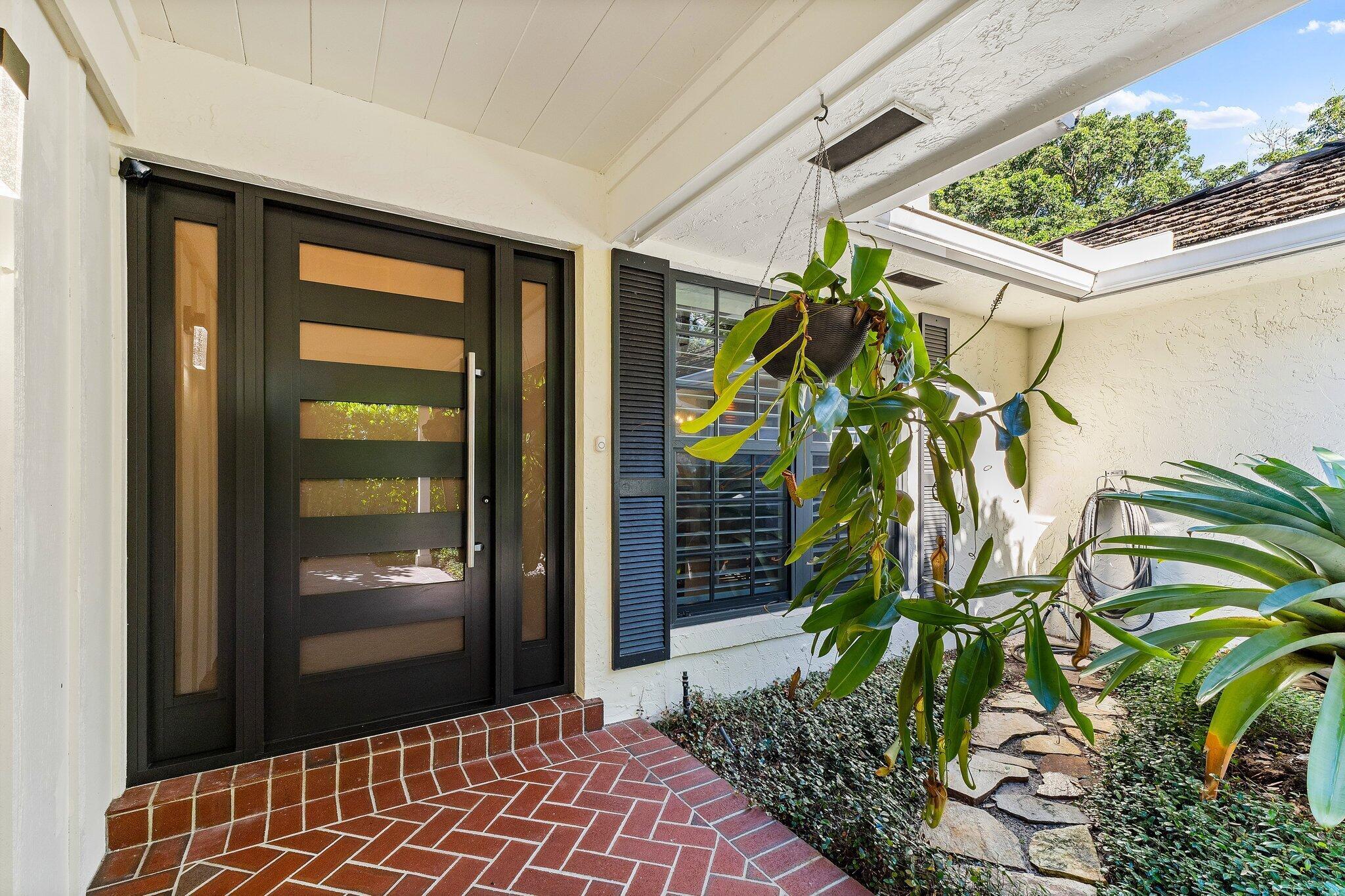 TWELVE OAKS - Residential