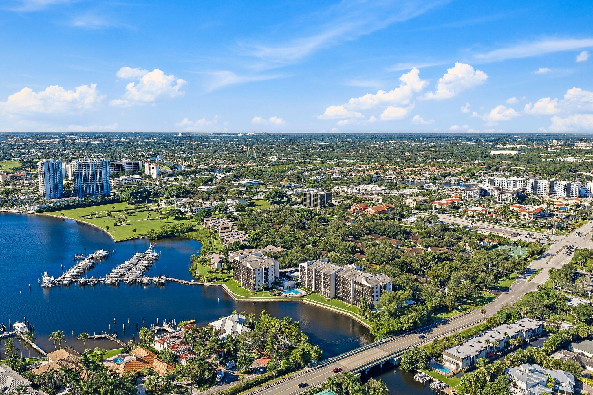 TWELVE OAKS - Residential