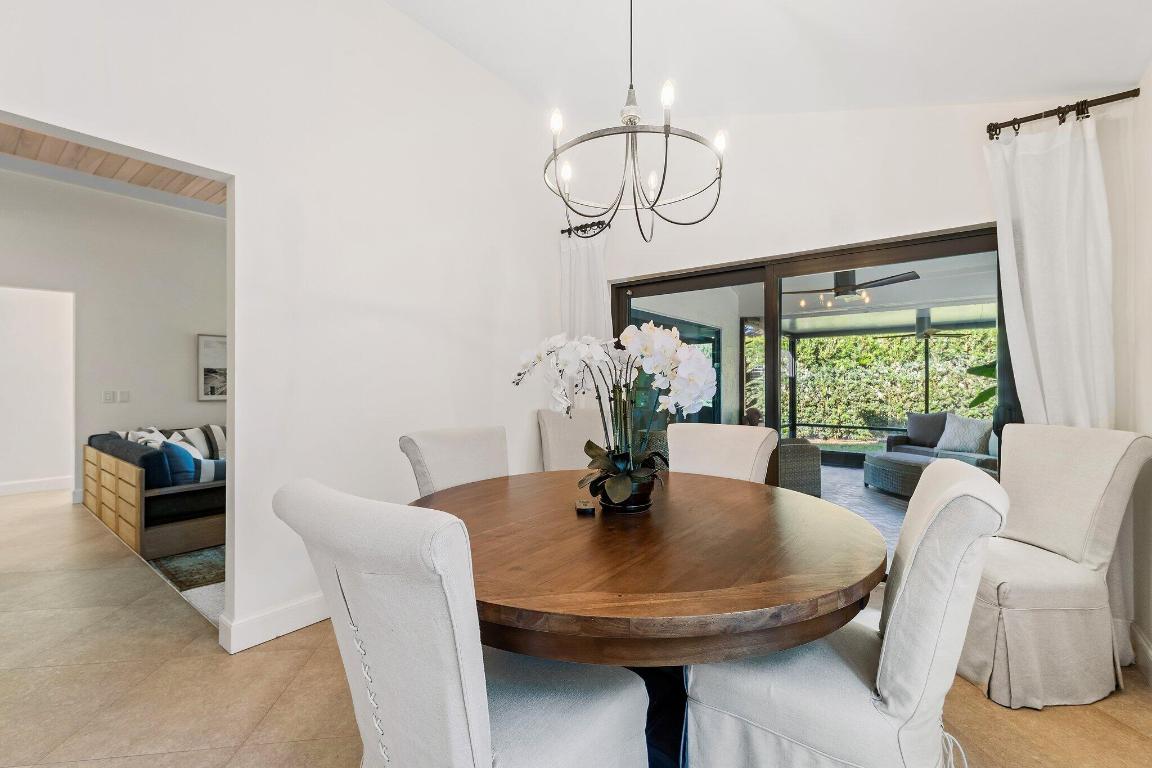 TWELVE OAKS - Residential