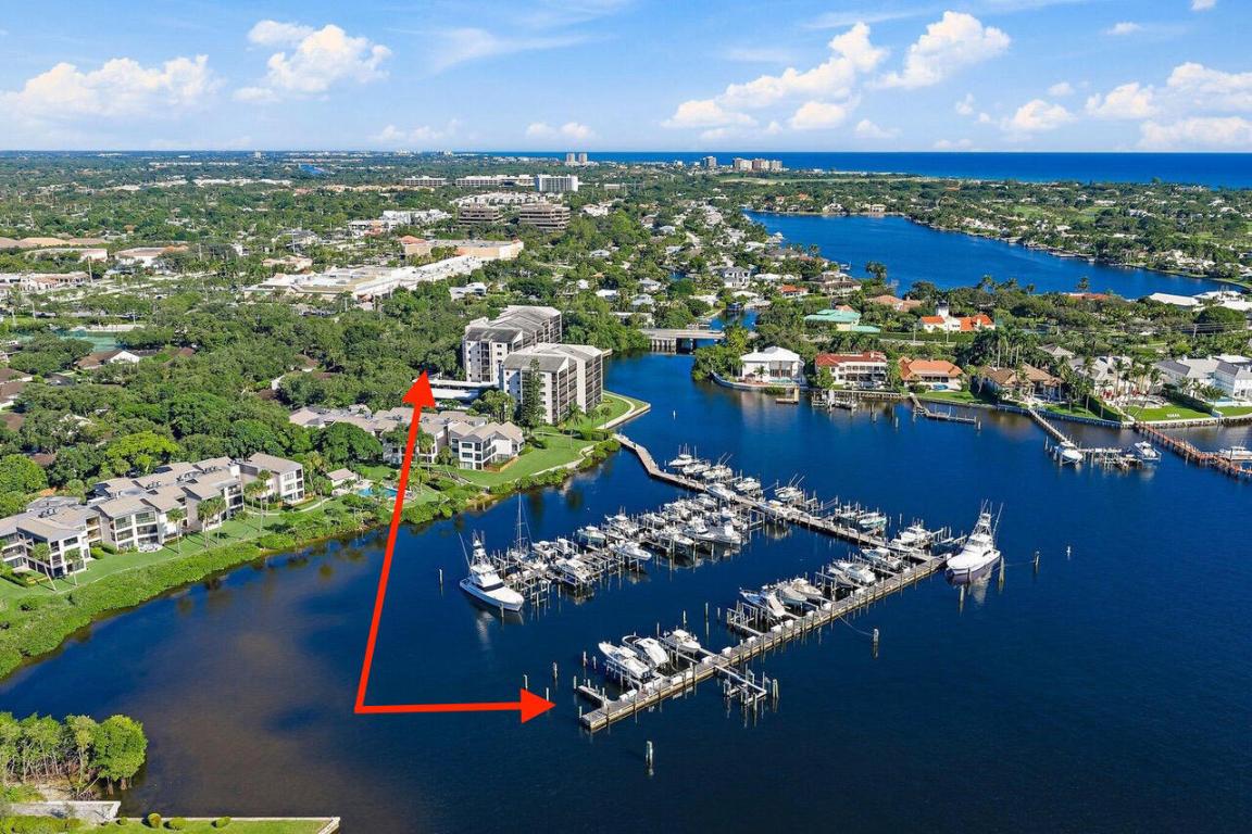 TWELVE OAKS - Residential