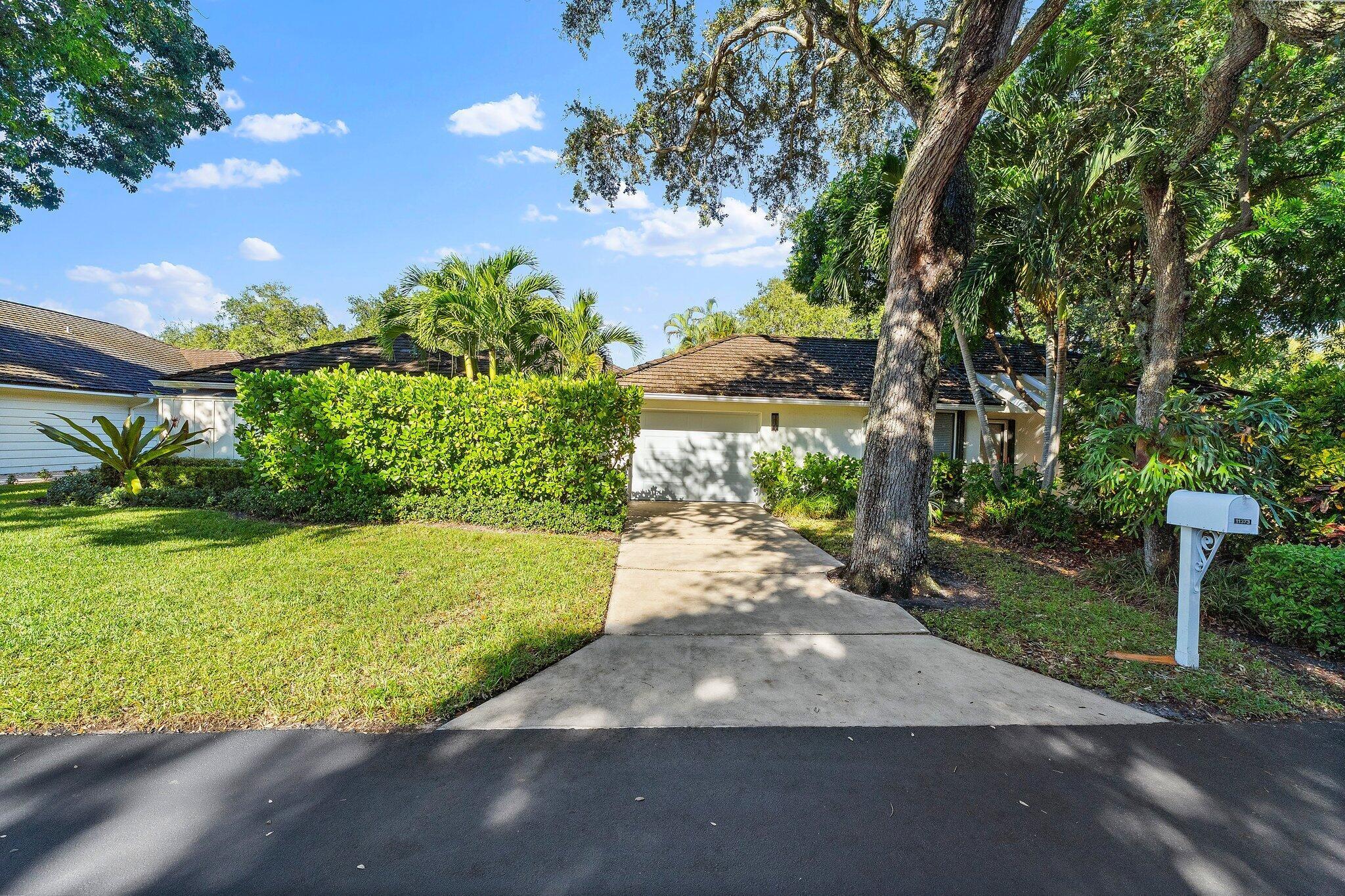 11373 Twelve Oaks A Way E