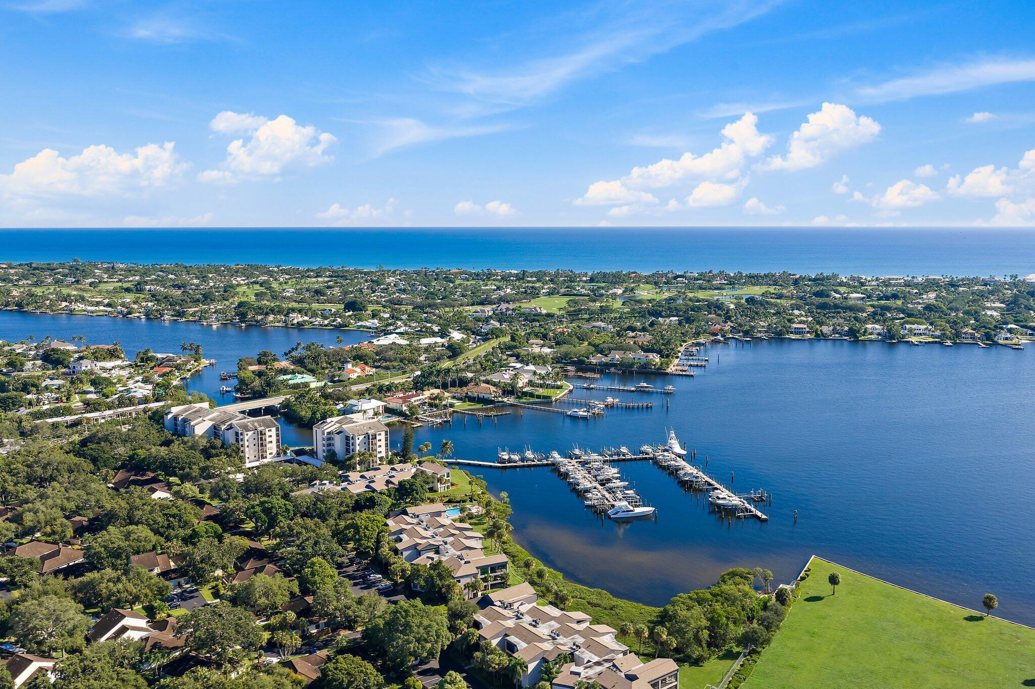 TWELVE OAKS - Residential