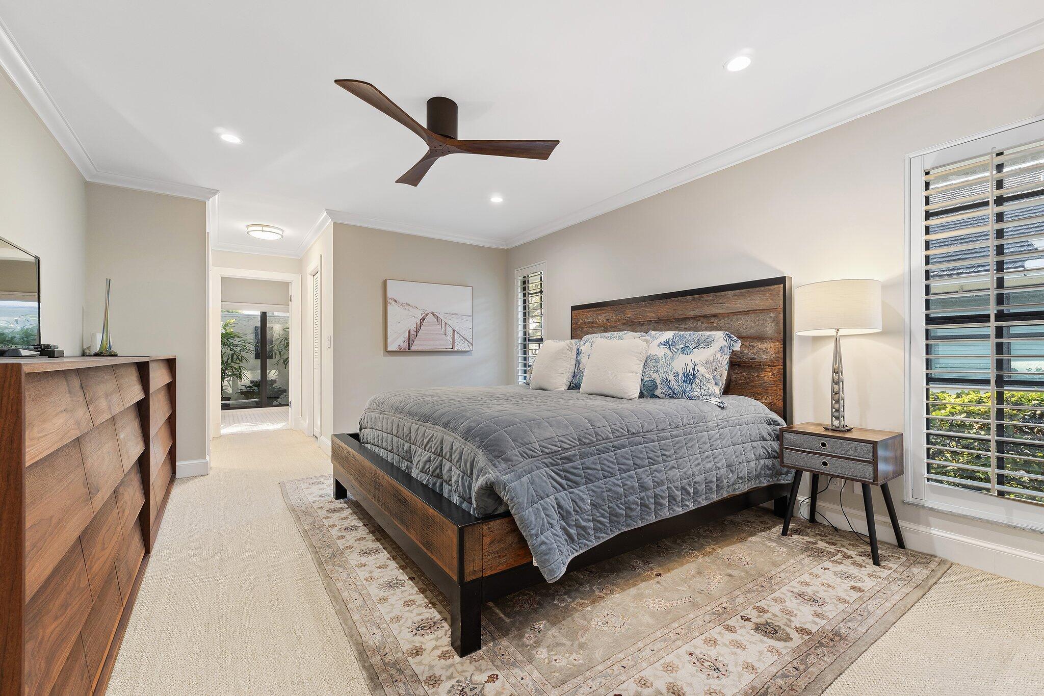 TWELVE OAKS - Residential