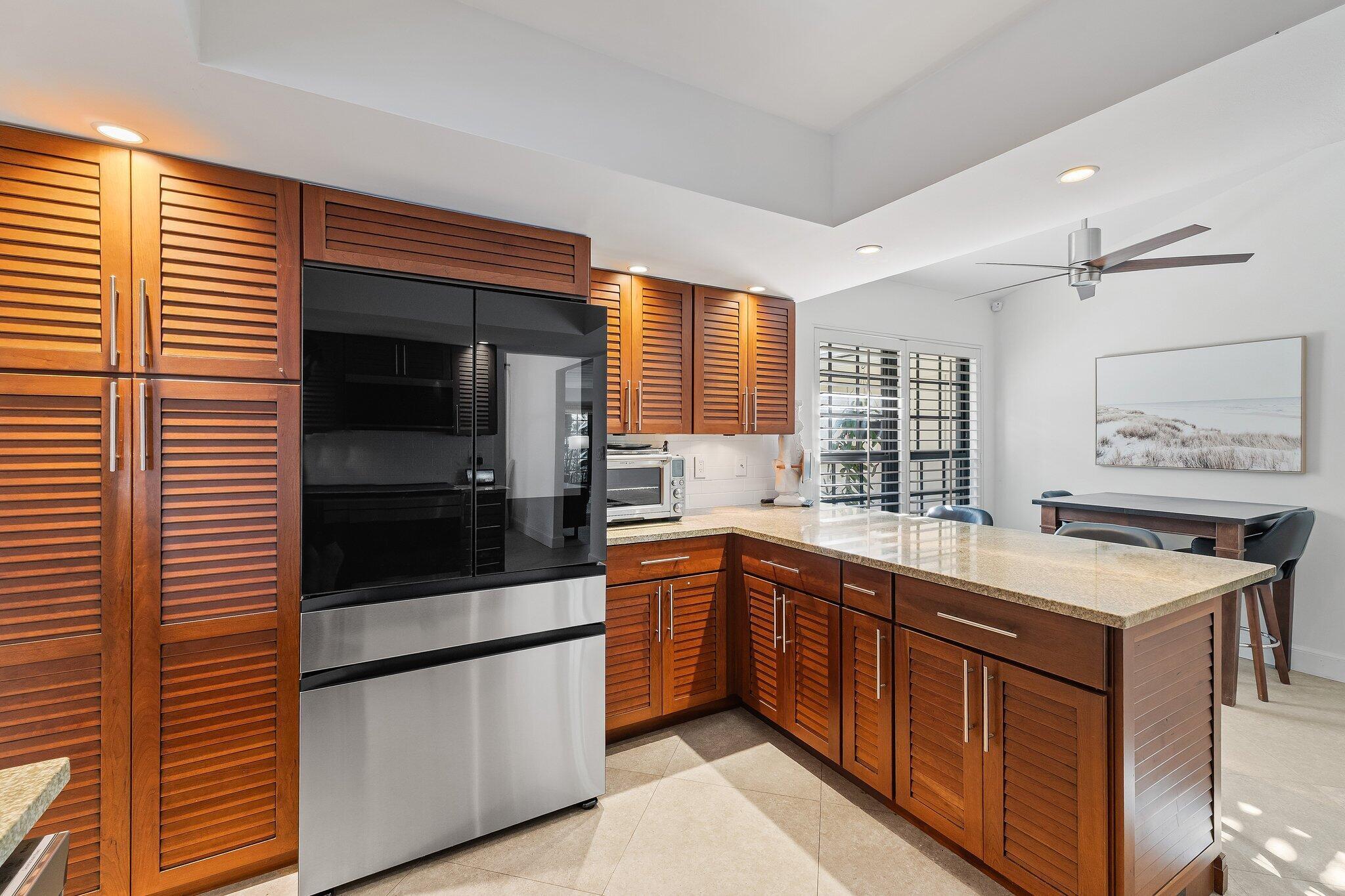 TWELVE OAKS - Residential