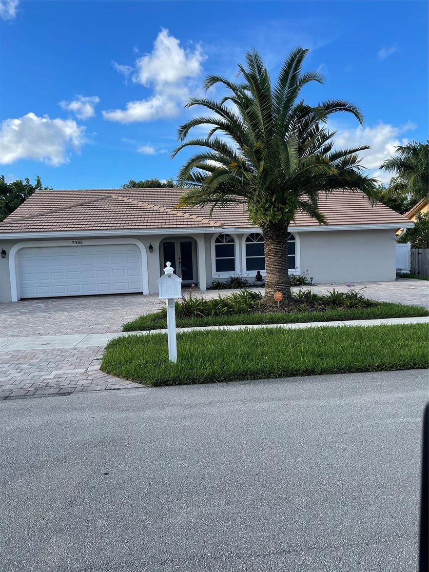Beautiful home in the city of Margate no HOA. 3/2 plus office space, wood tile floors through out the home, Renovated kitchen with stone counter top, renovated bathrooms with stone counter top, partial hurricane impact windows, fence backyard, Custom closet and garage cabinetry and fence backyard. This home is ready move in, great location.
