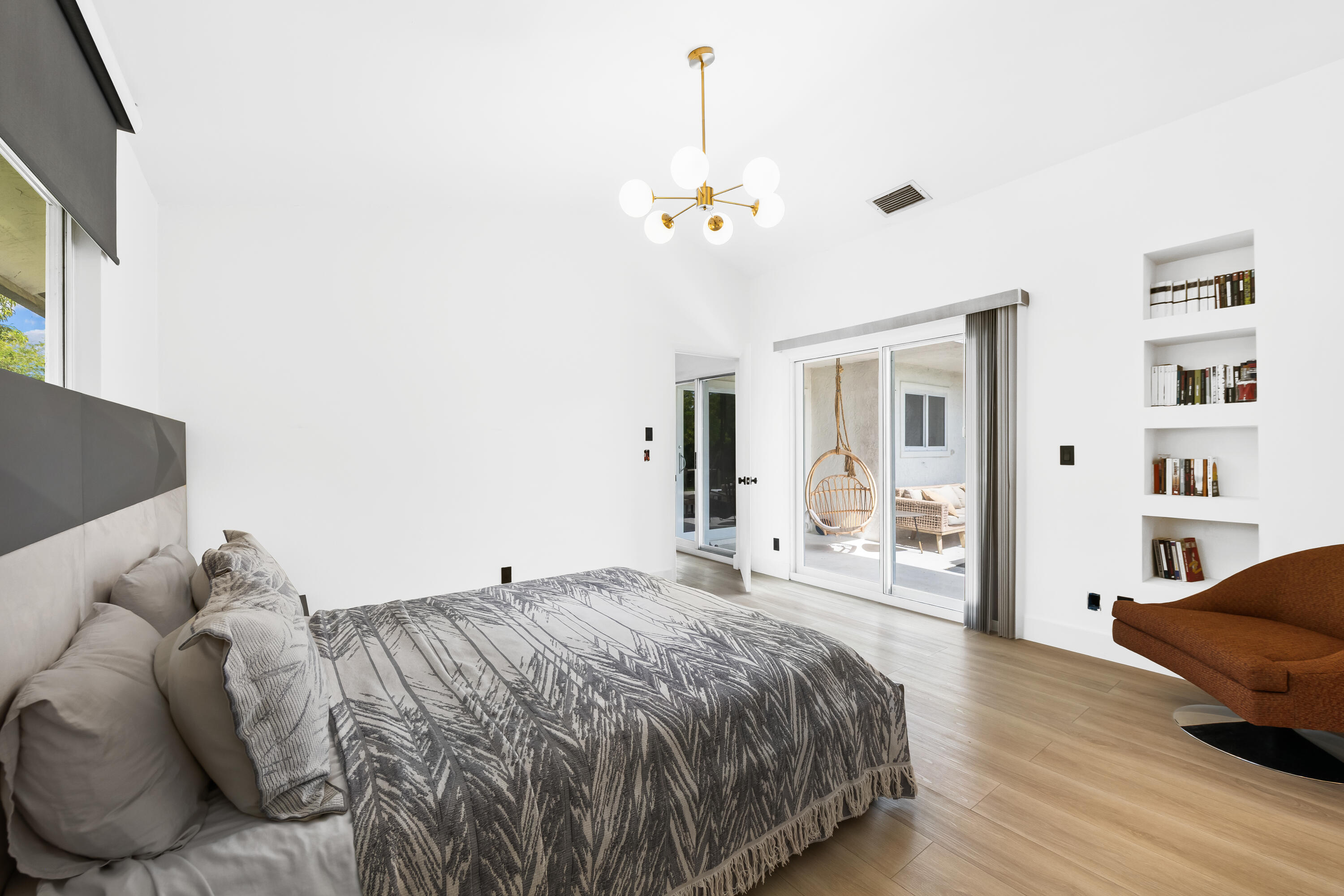 BAY WINDS 3 - Residential