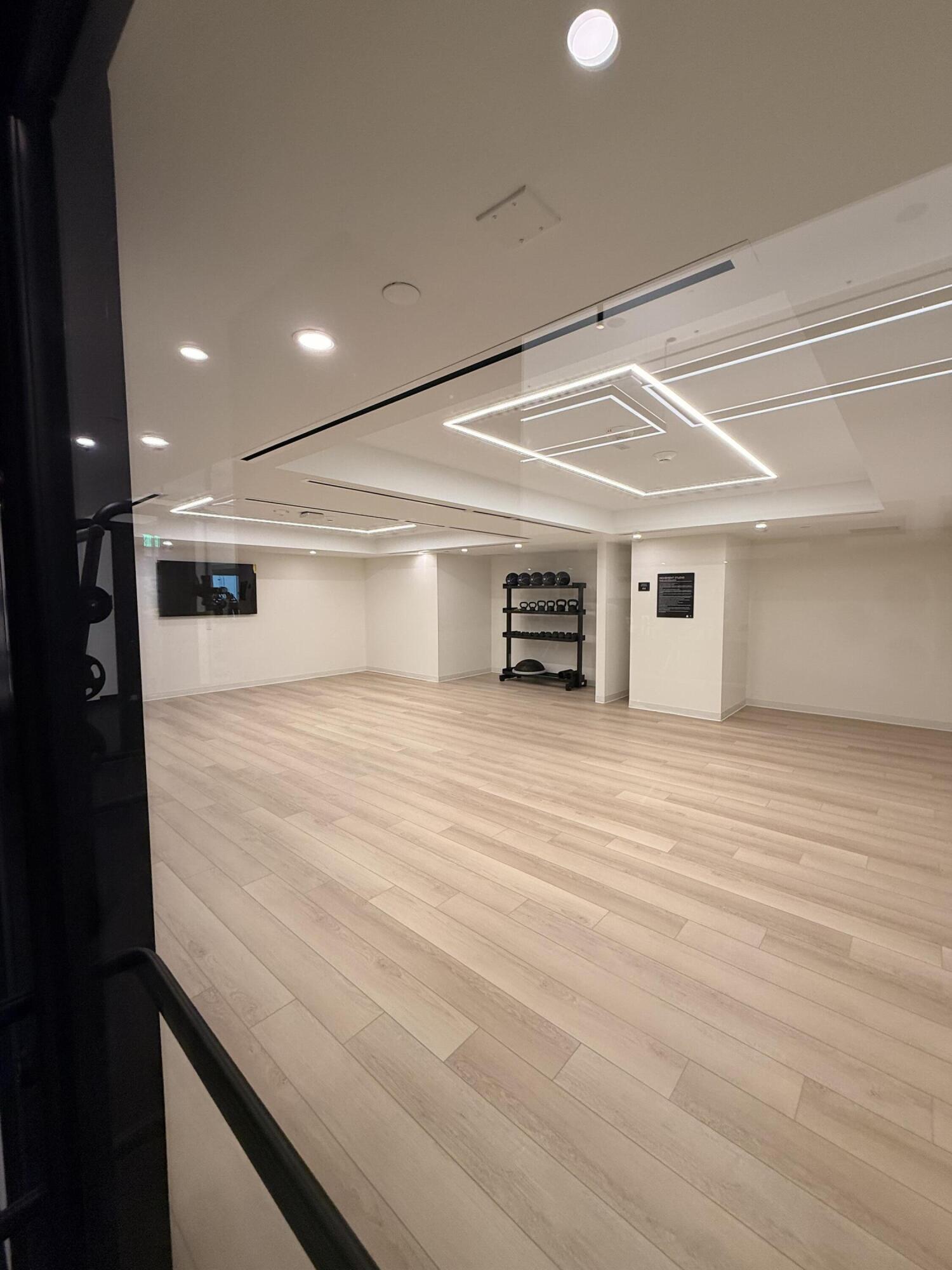 MIAMI NORTH - Residential Lease