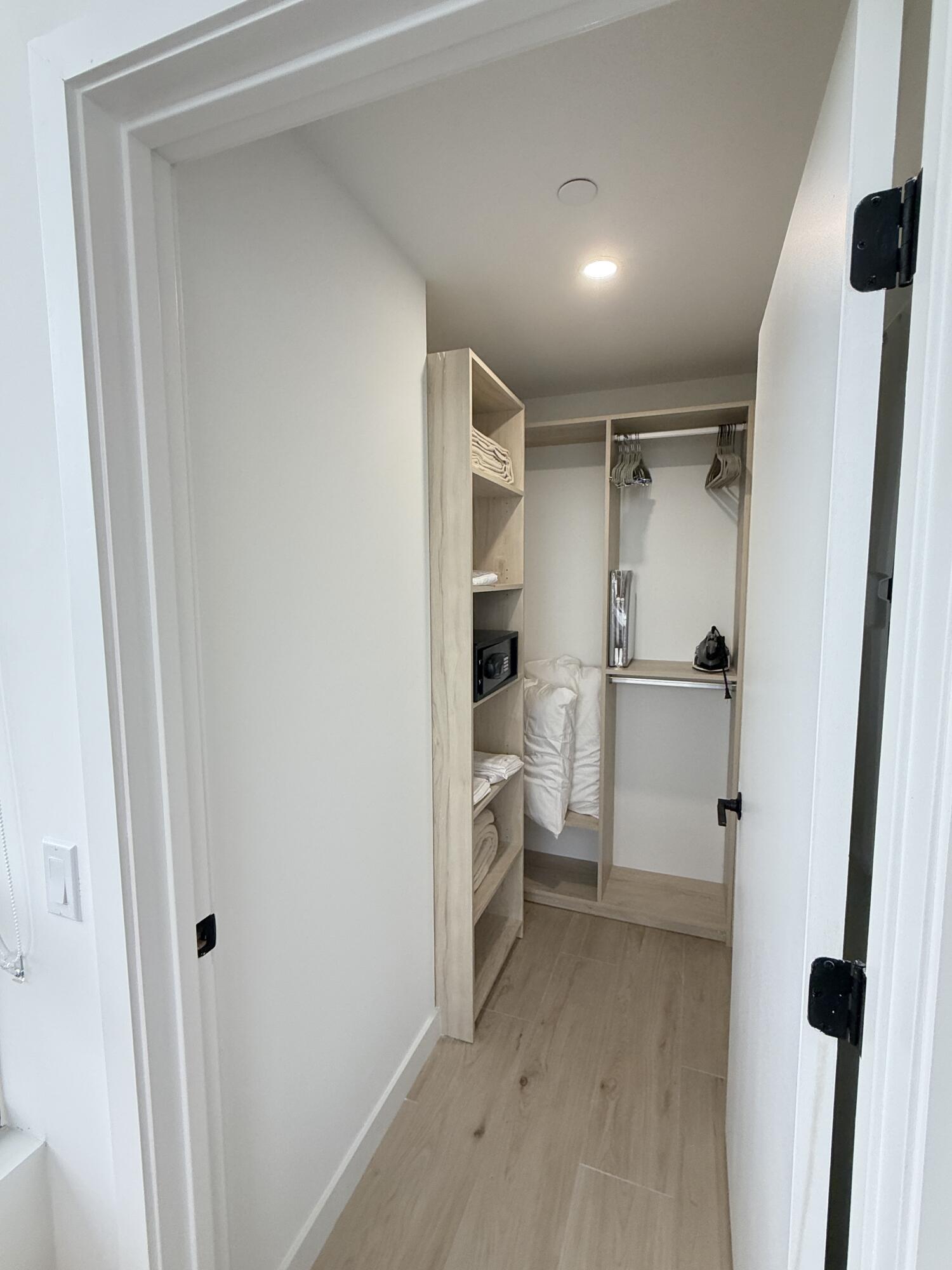 MIAMI NORTH - Residential Lease