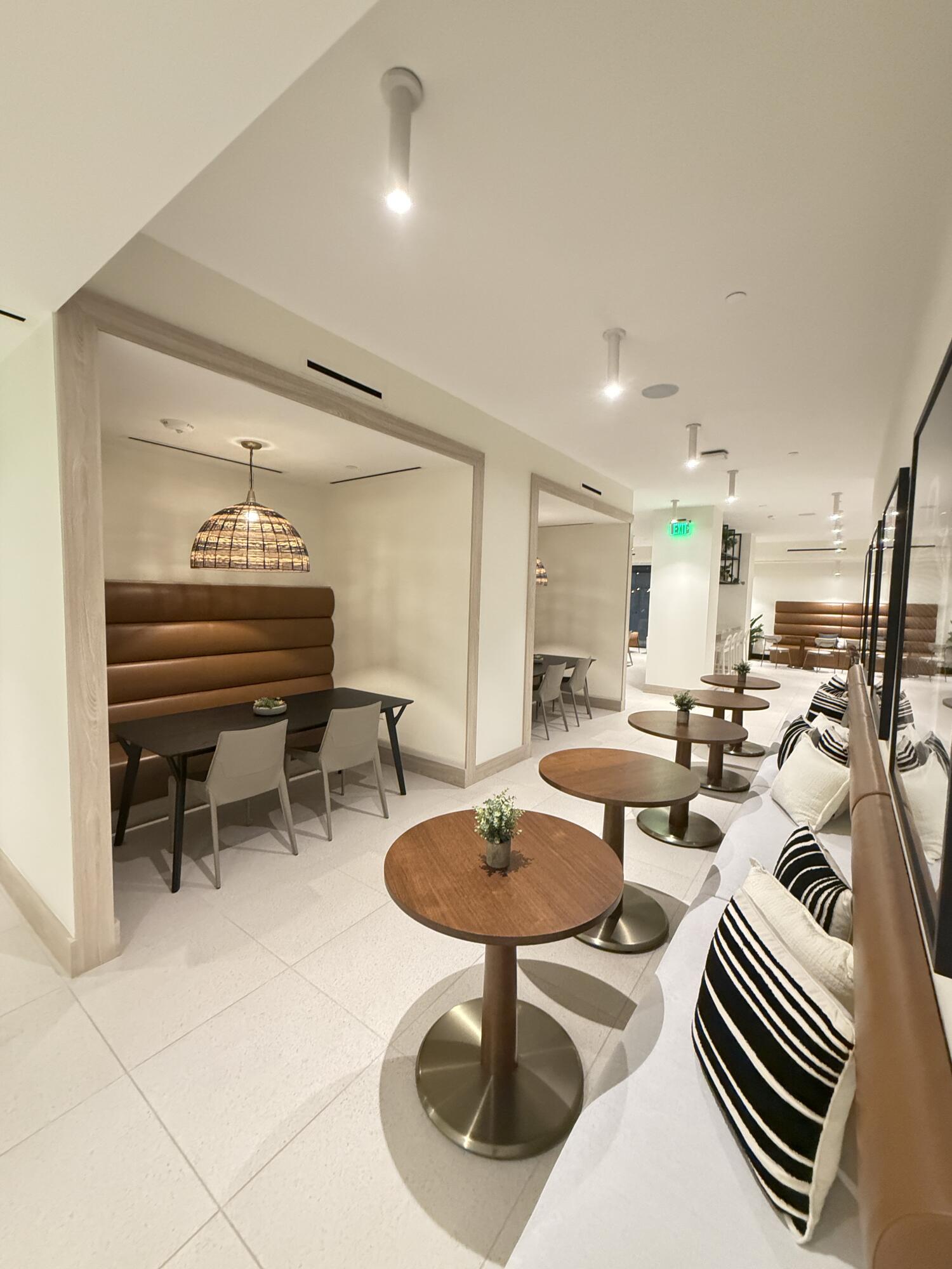 MIAMI NORTH - Residential Lease