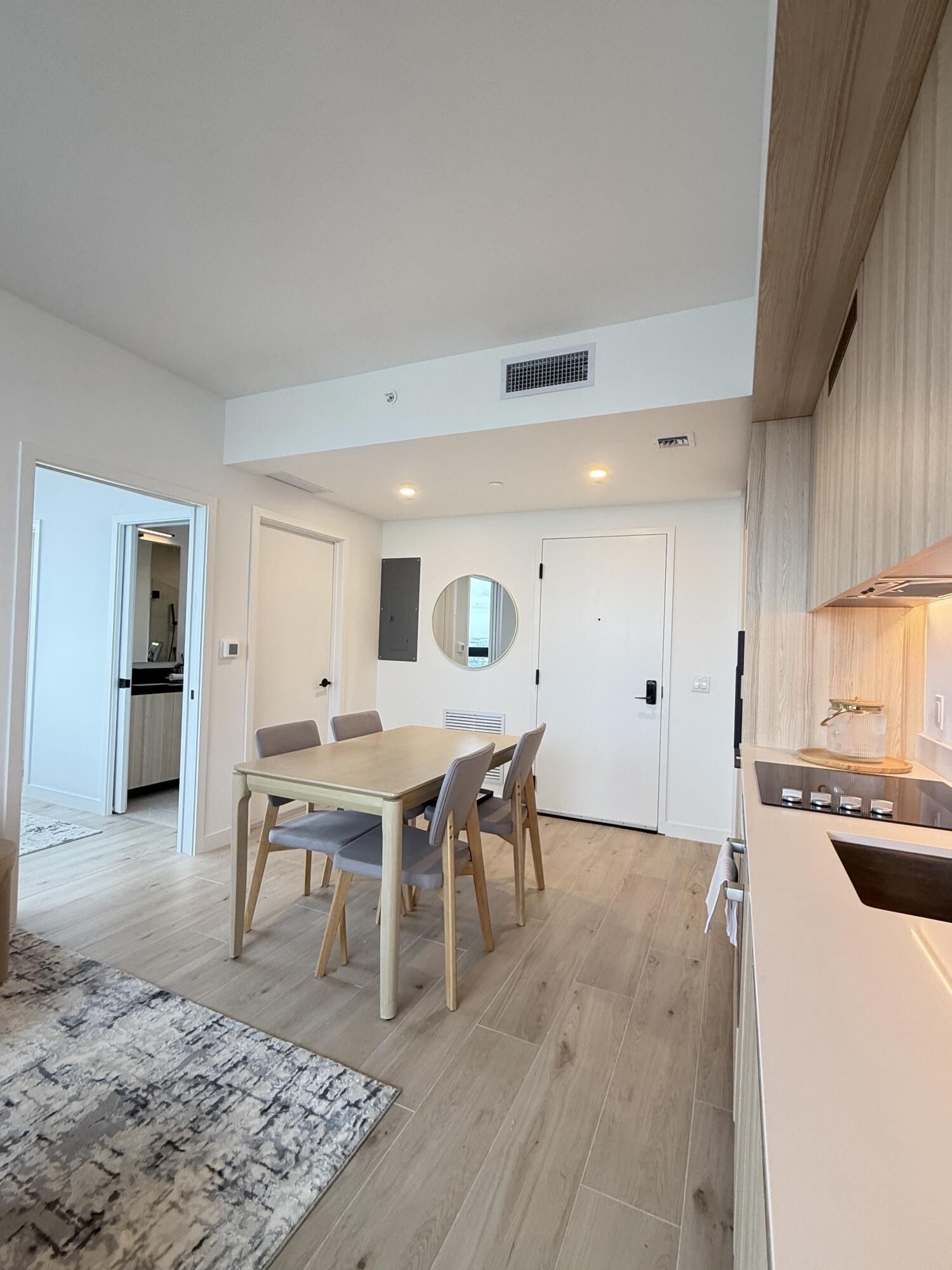 MIAMI NORTH - Residential Lease