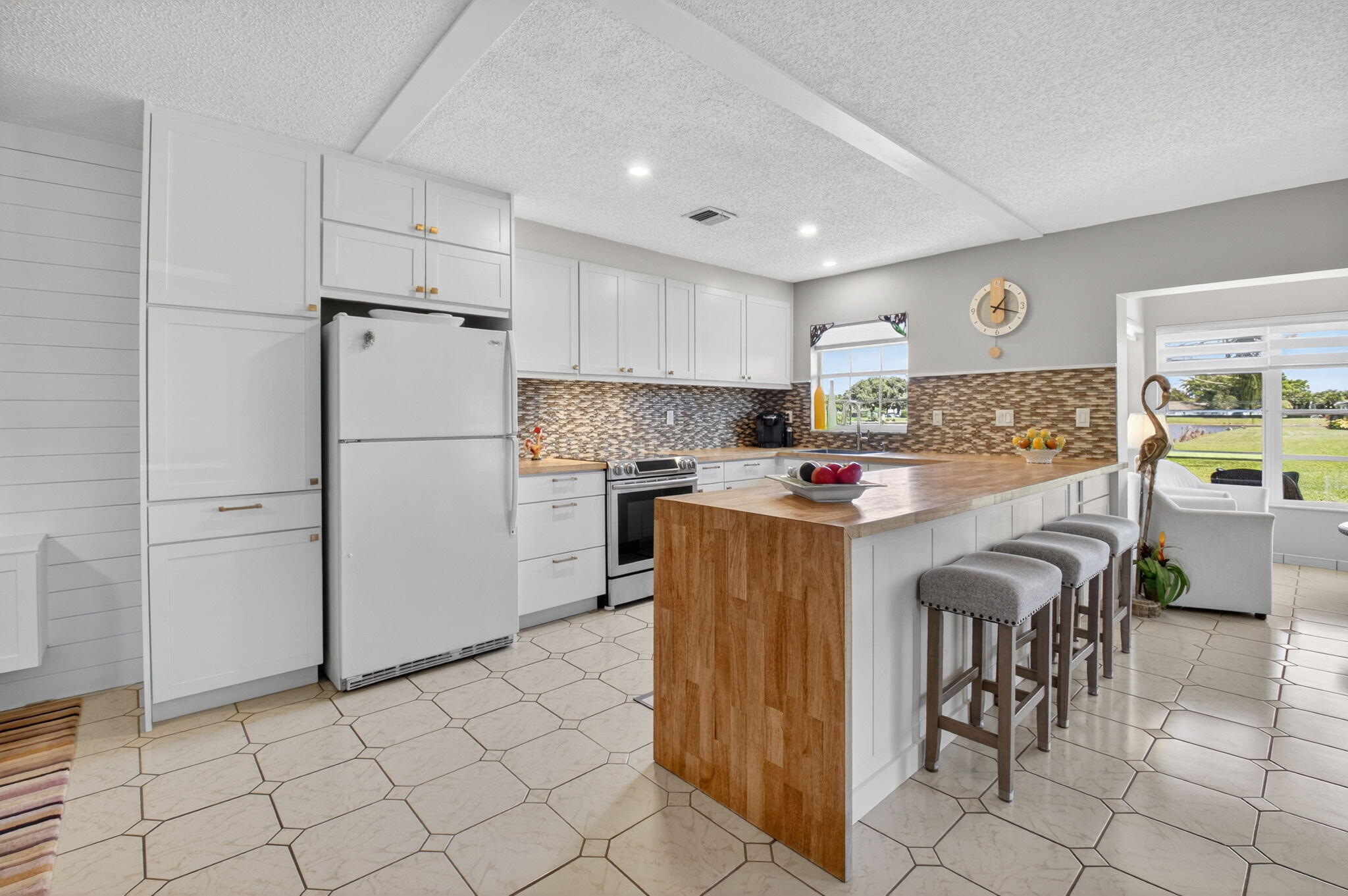 HIGH POINT OF DELRAY WEST CONDO SEC 1&2 - Residential