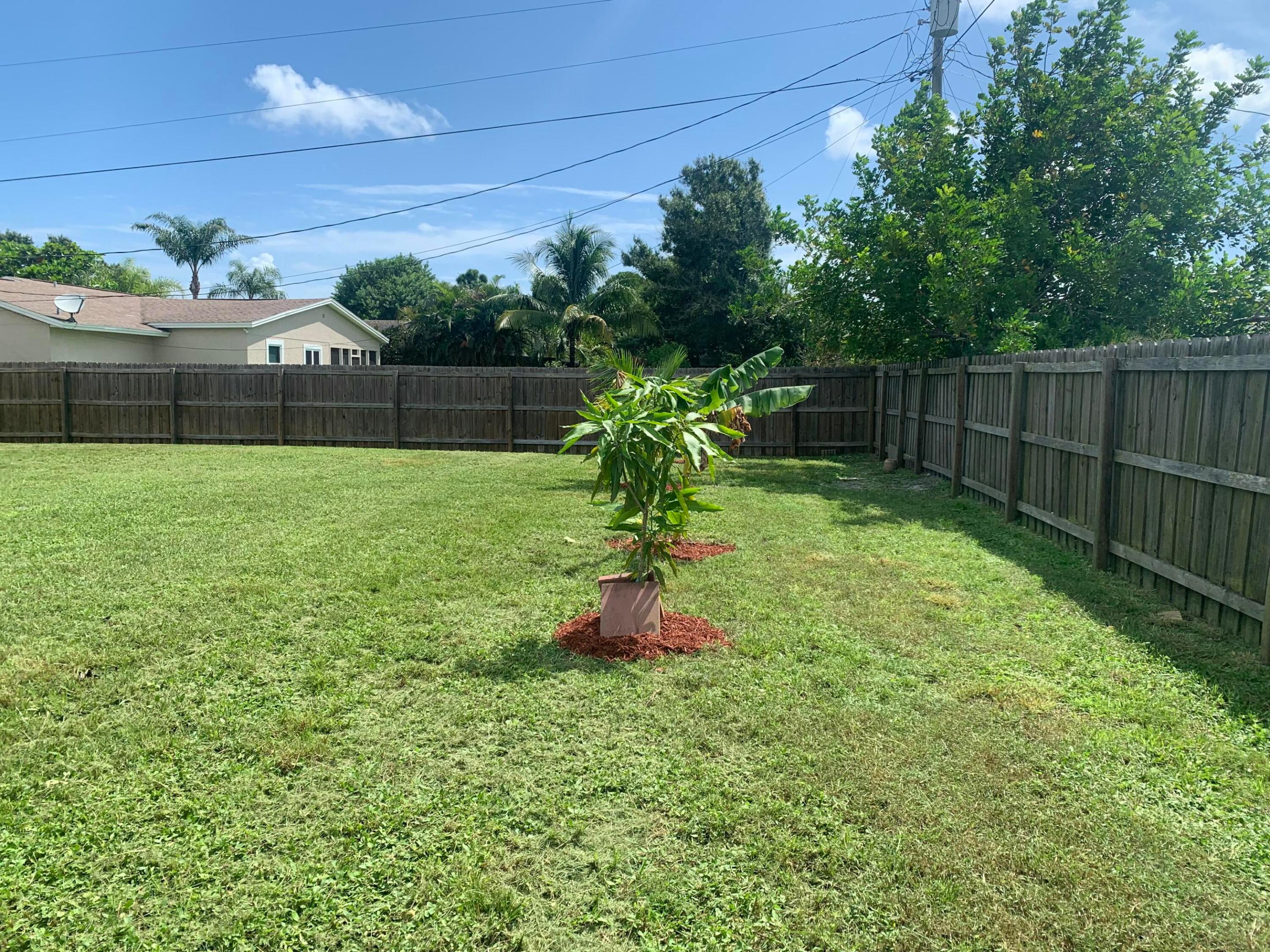 PORT ST LUCIE SECTION 25 - Residential