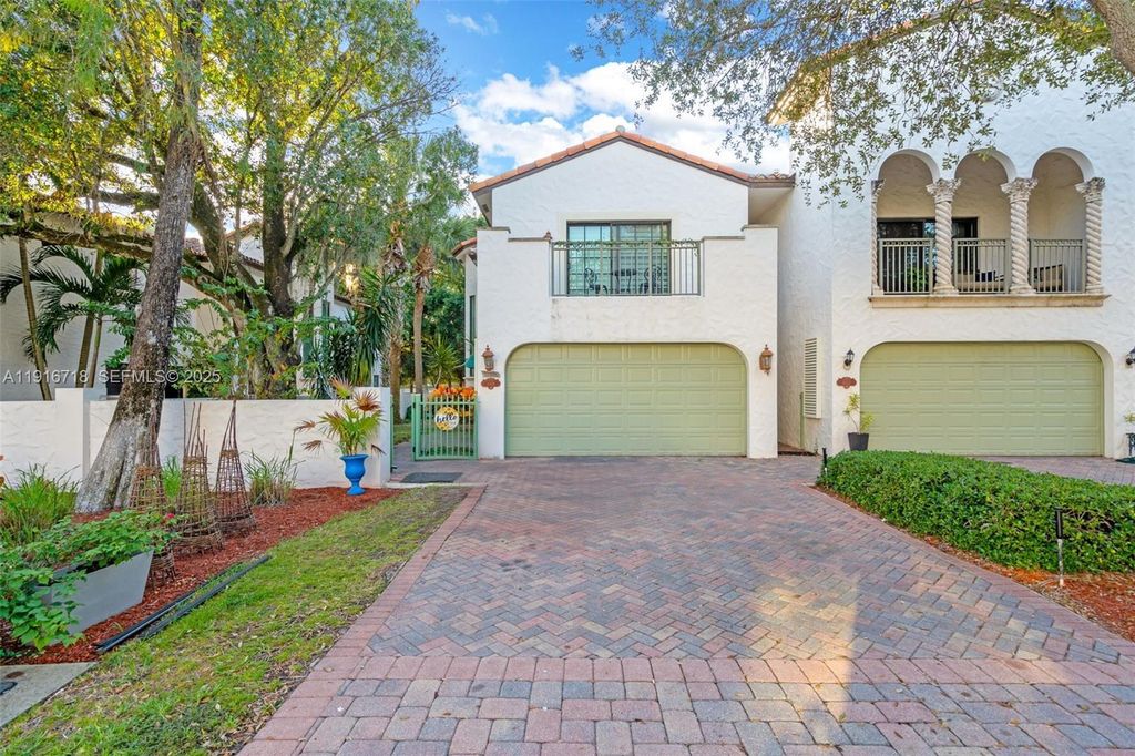 Photo of 4419 Hidden Harbour Terrace #4419, Dania Beach, FL 33312 (MLS # B26038722)