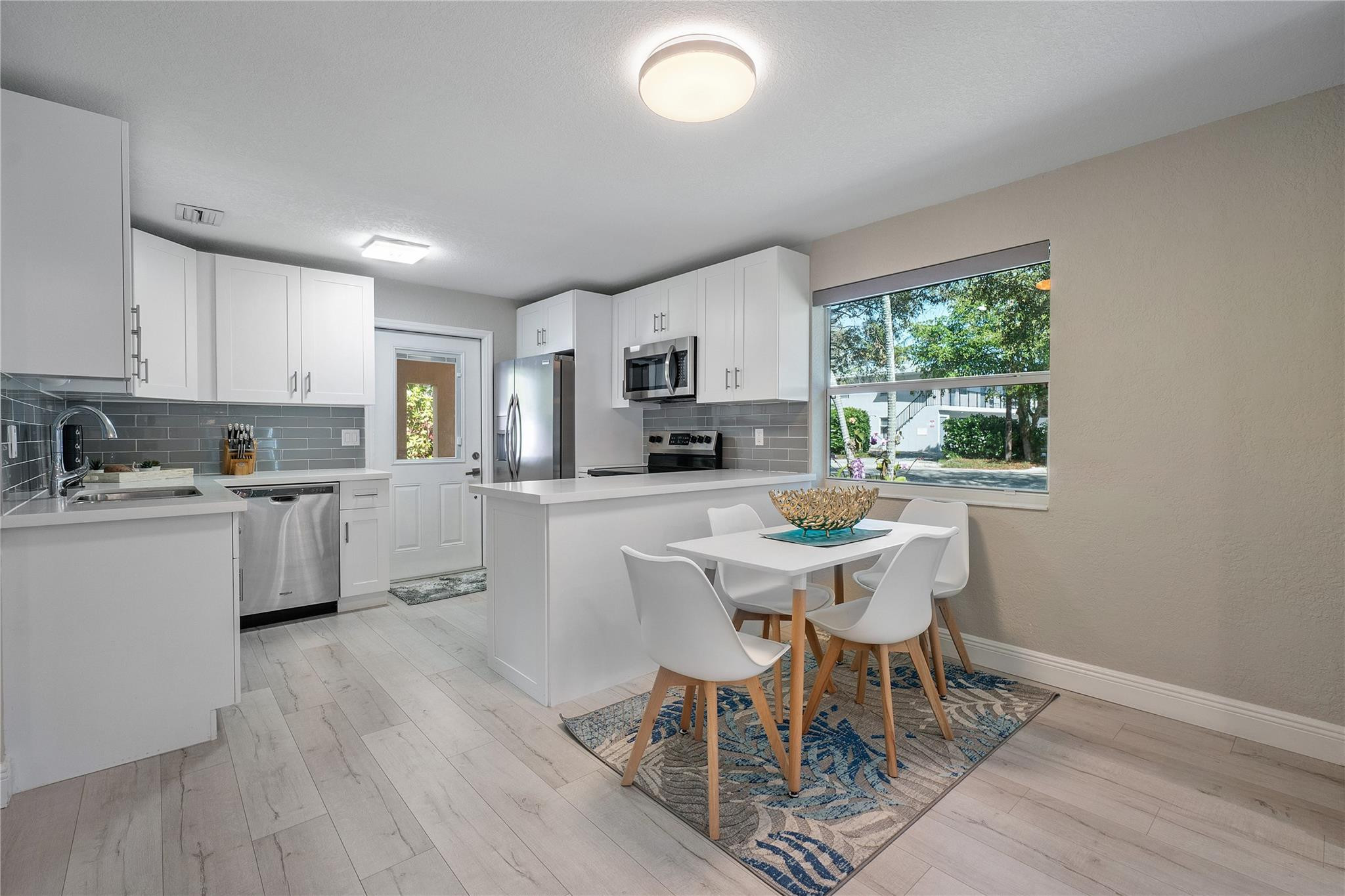 PLUMOSA PARK SEC A, B AND D - Residential Lease