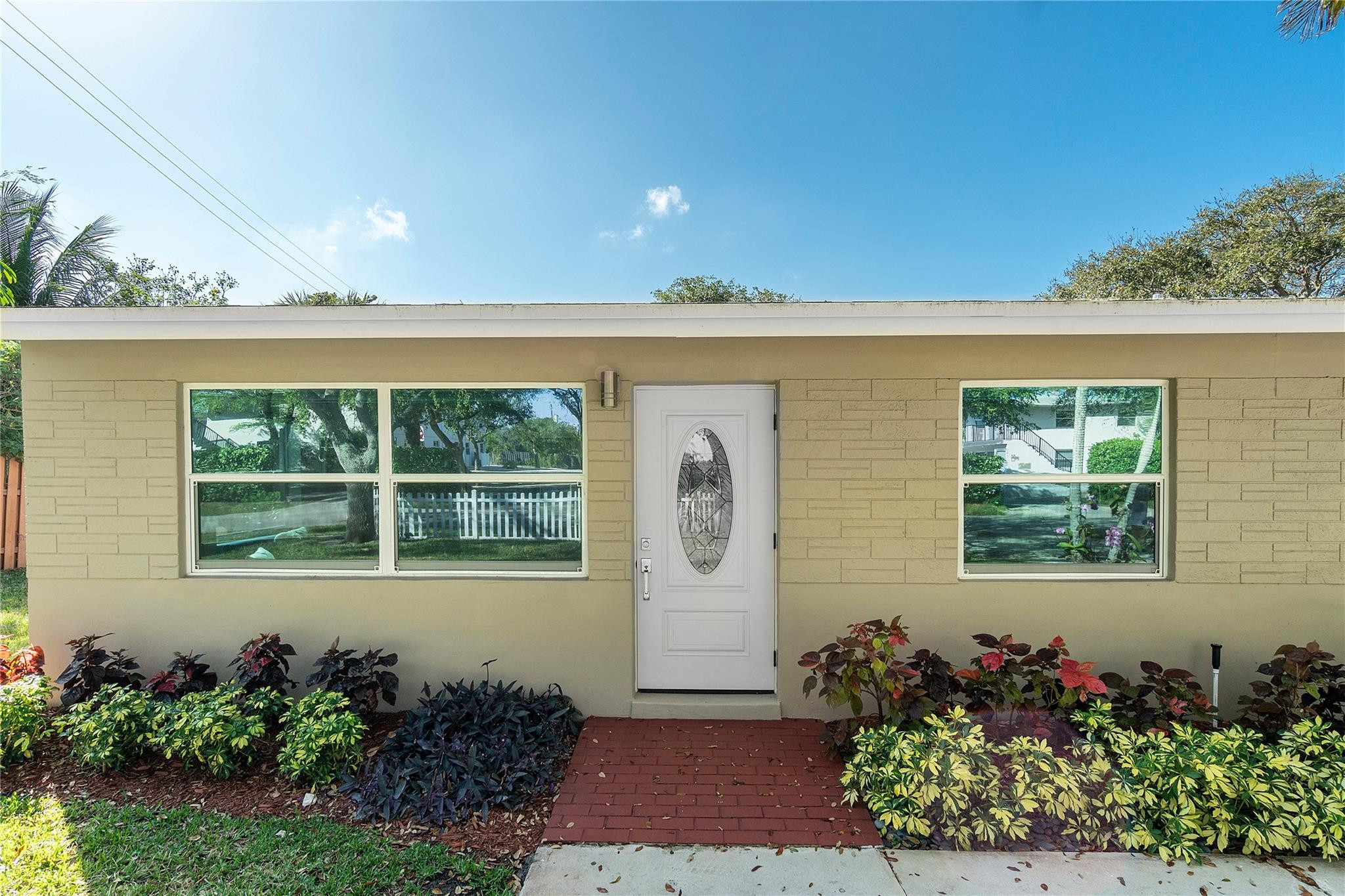 PLUMOSA PARK SEC A, B AND D - Residential Lease