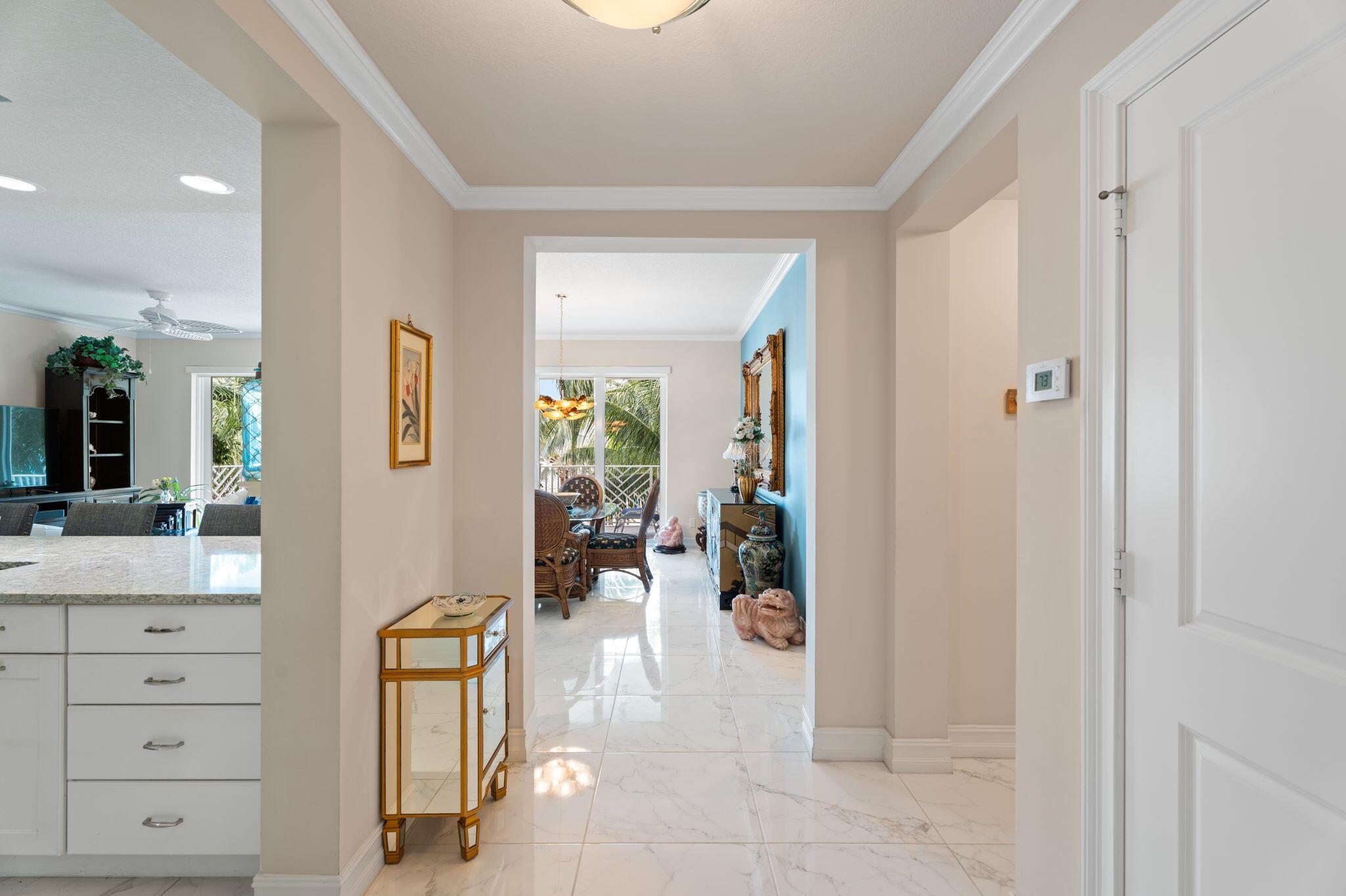 View photos, virtual tours, details... 832 Bay Colony Drive S