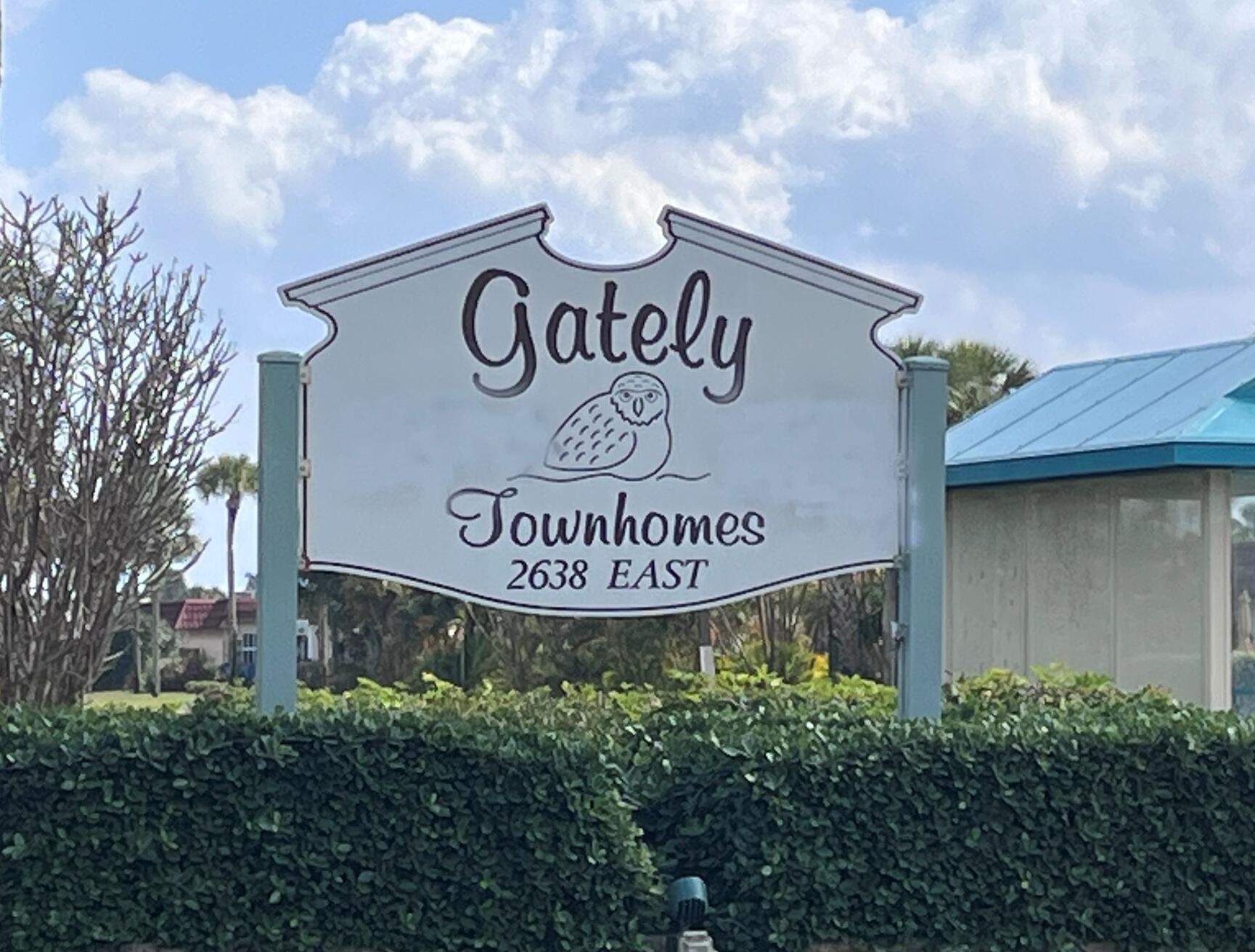 CRESTHAVEN TOWNHOMES SEC 5 CONDO - Residential Lease