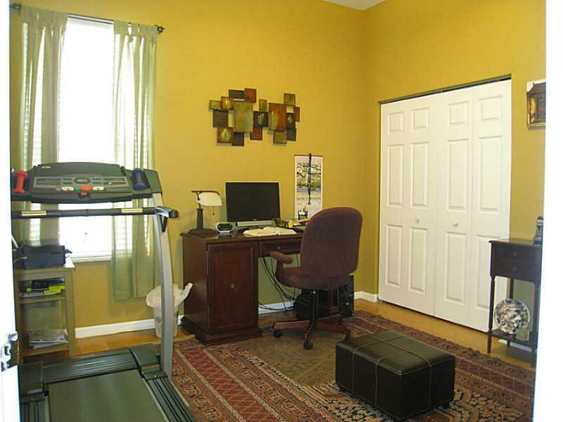 Estates of Pembroke Shore - Residential