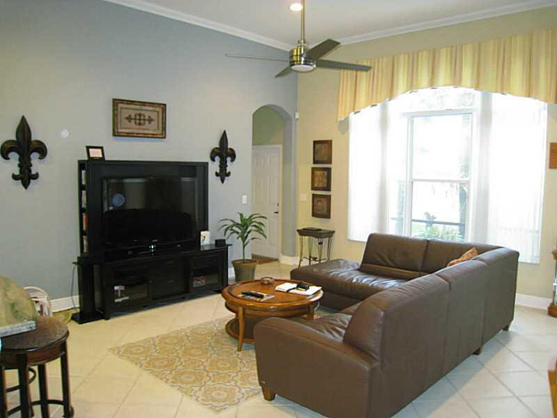 Estates of Pembroke Shore - Residential