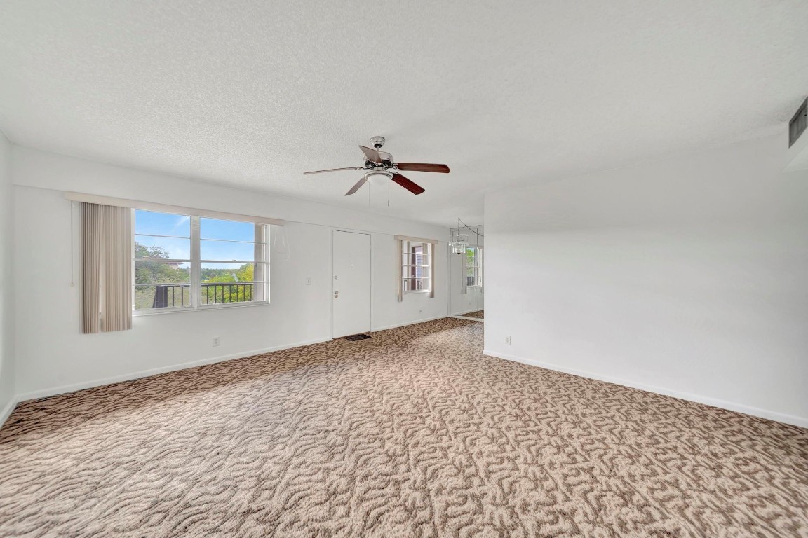 KINGSLEY - Residential