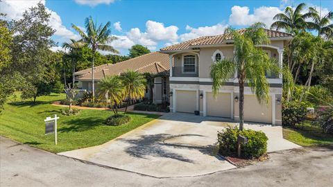 Tiny photo for 830 NW 122nd Avenue, Plantation, FL 33325 (MLS # F10551542)