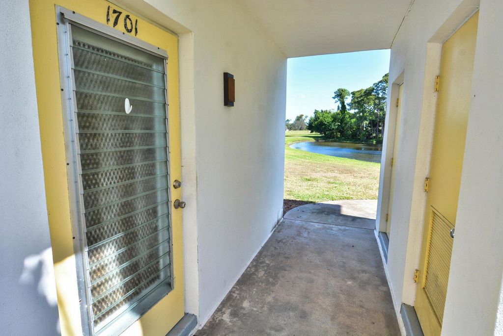 Photo of 1225 NW 21st Street #1701, Stuart, FL 34994 (MLS # R11086791)
