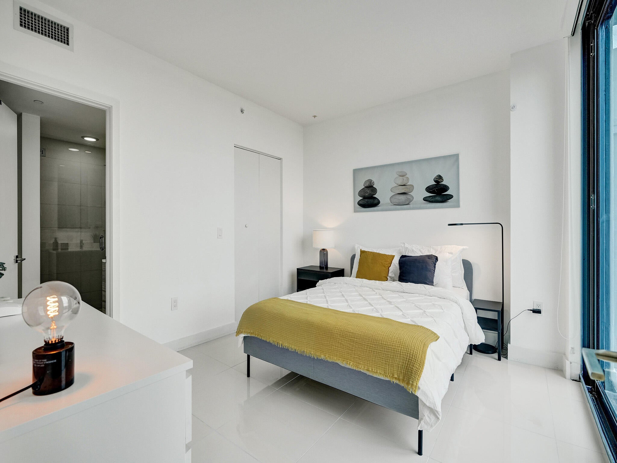 121 NE 34TH Street 1210