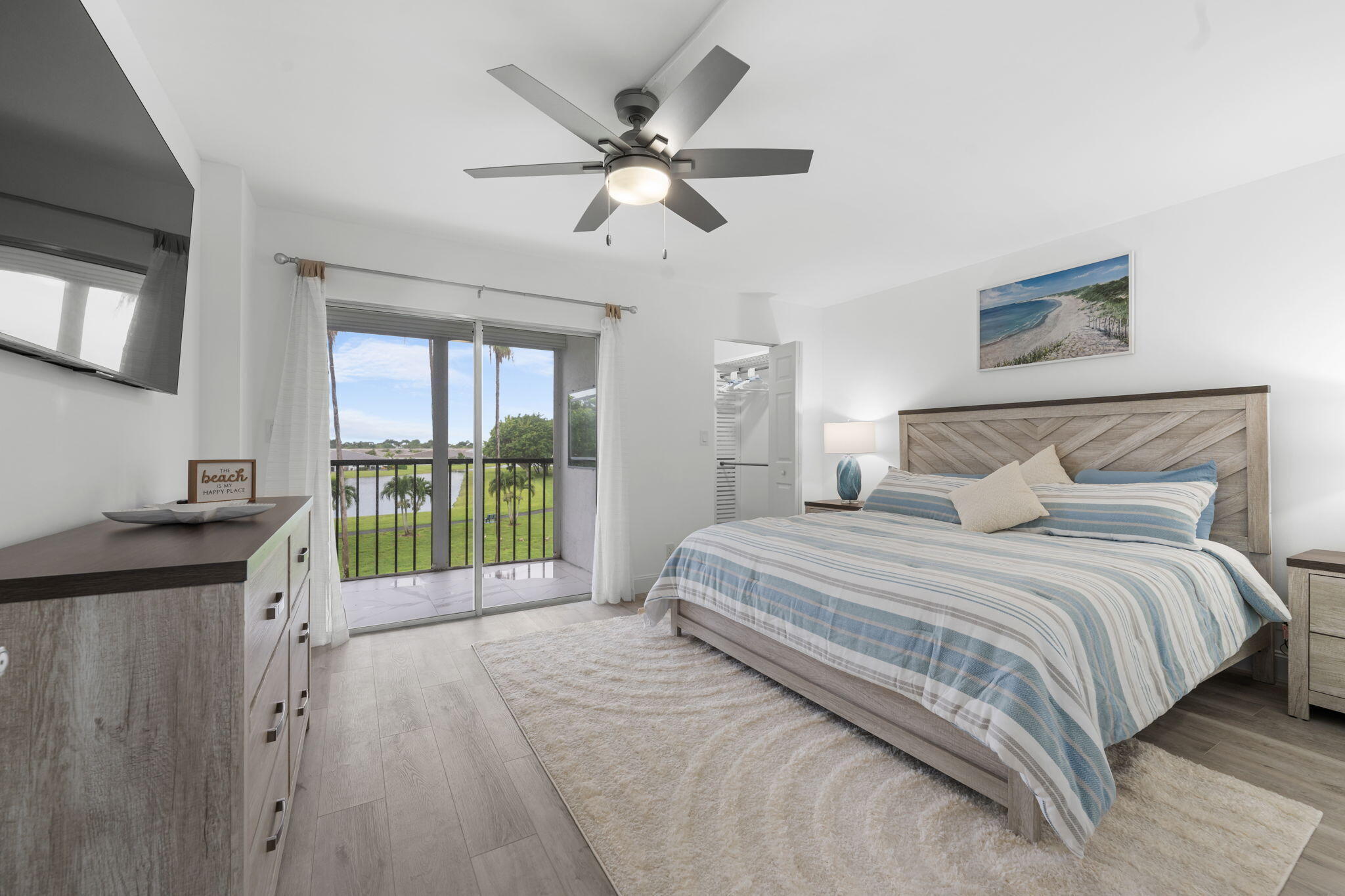 HUNTINGTON LAKES SECTION TWO CONDS 10,11,12,14 THR - Residential Lease