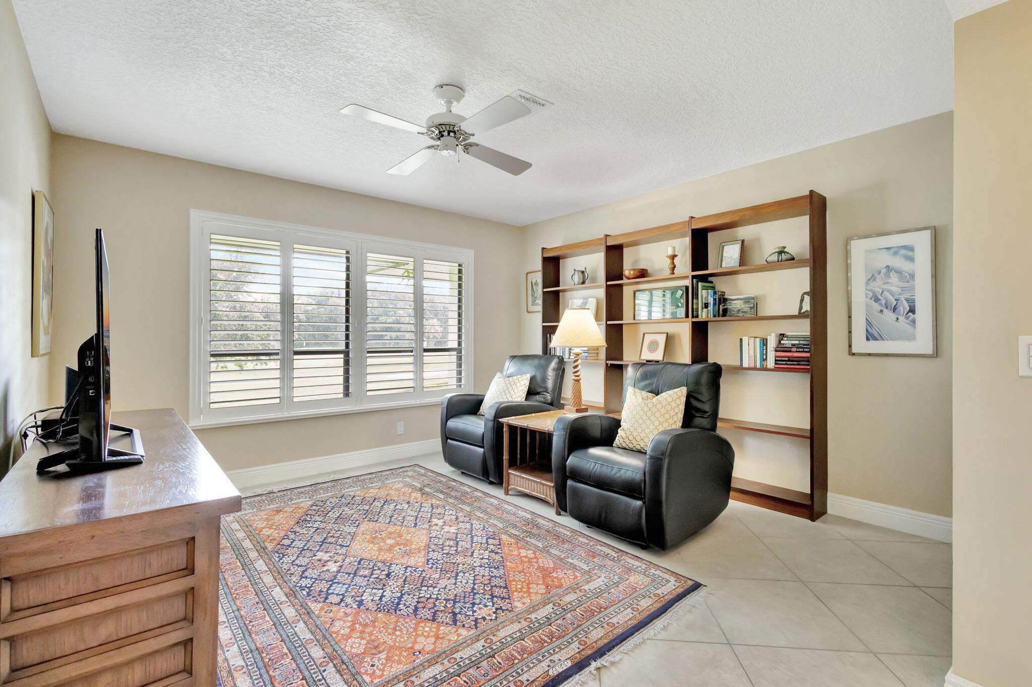 QUAIL RIDGE CONDO 11 - Residential