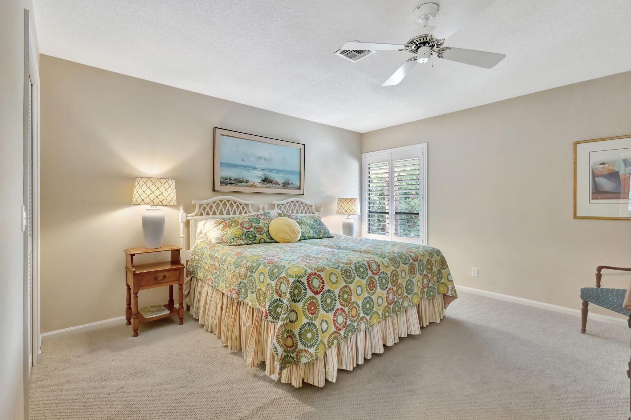 QUAIL RIDGE CONDO 11 - Residential