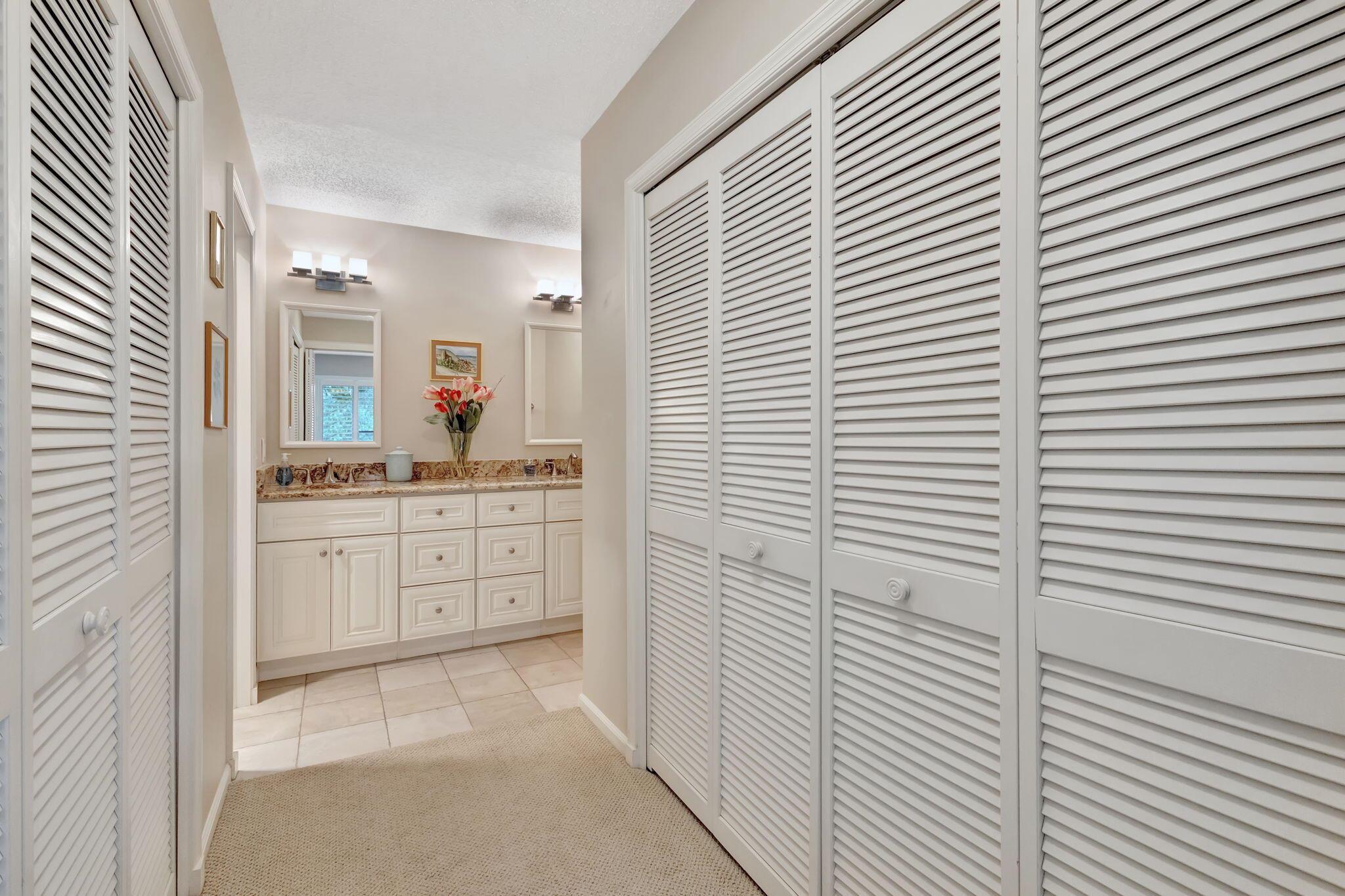 QUAIL RIDGE CONDO 11 - Residential