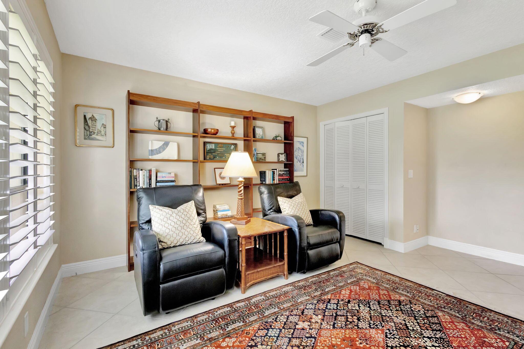 QUAIL RIDGE CONDO 11 - Residential