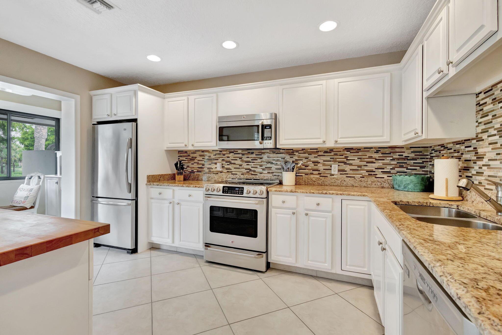QUAIL RIDGE CONDO 11 - Residential
