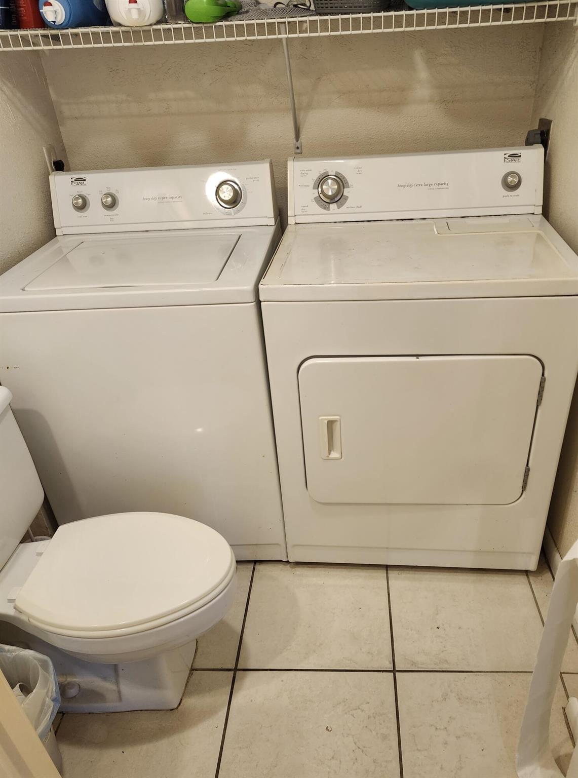 VILLAGE OF SANDALWOOD LAK - Residential Lease