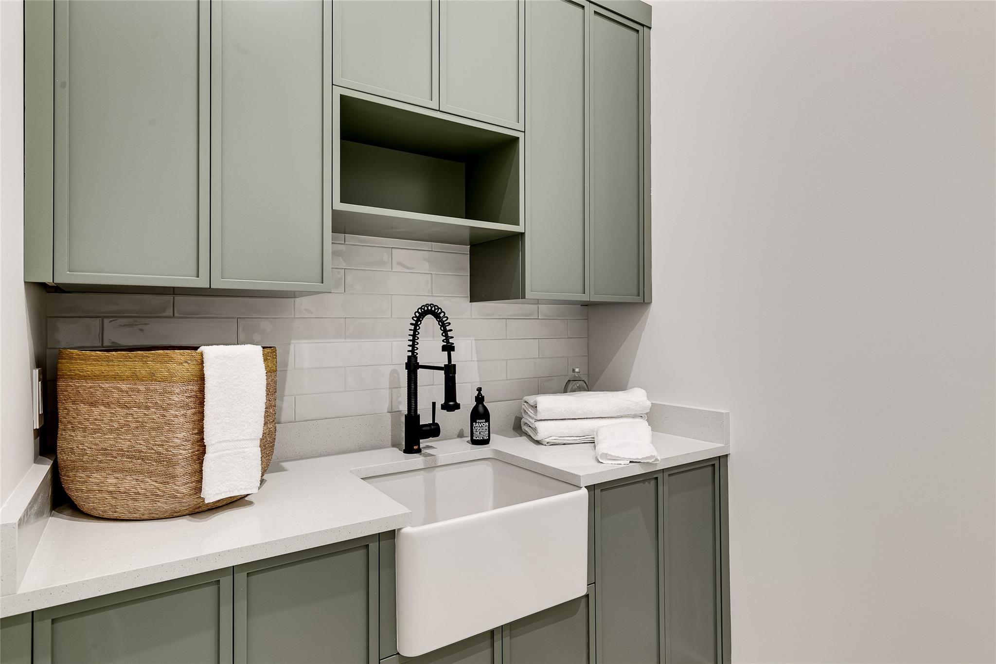 Pine Tree Golf Club Amd U - Residential