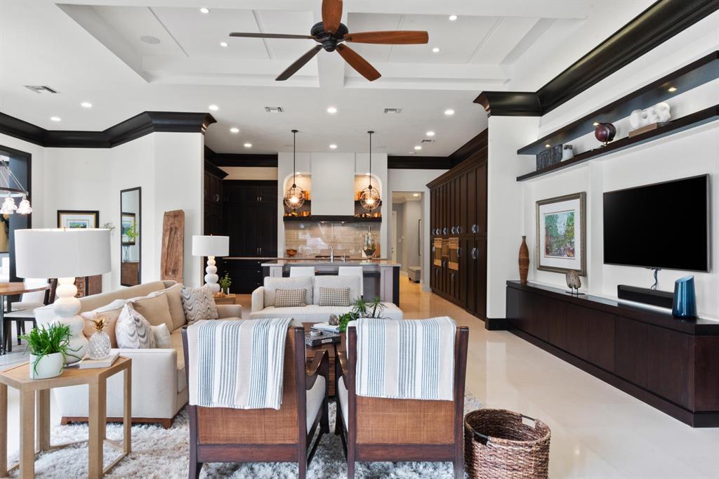 OLD PALM PL 4 - Residential