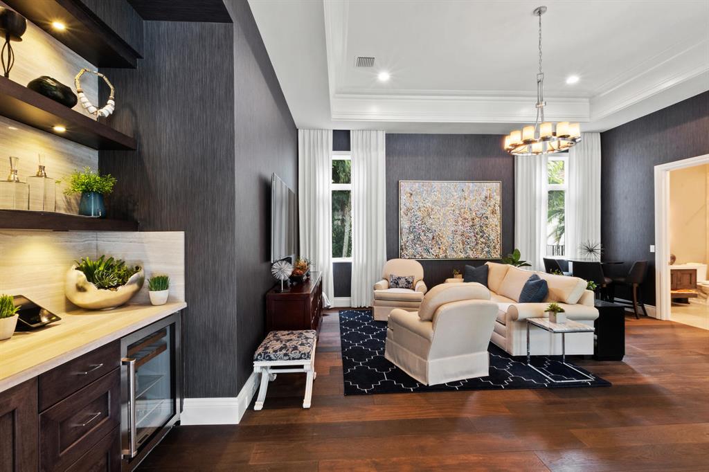 OLD PALM PL 4 - Residential