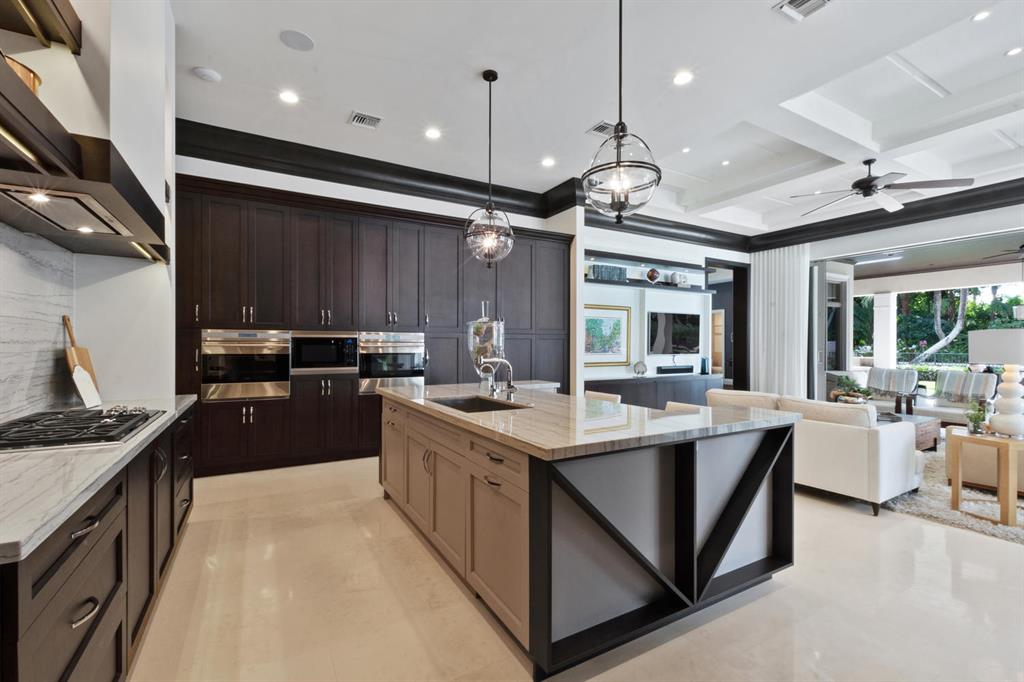 OLD PALM PL 4 - Residential