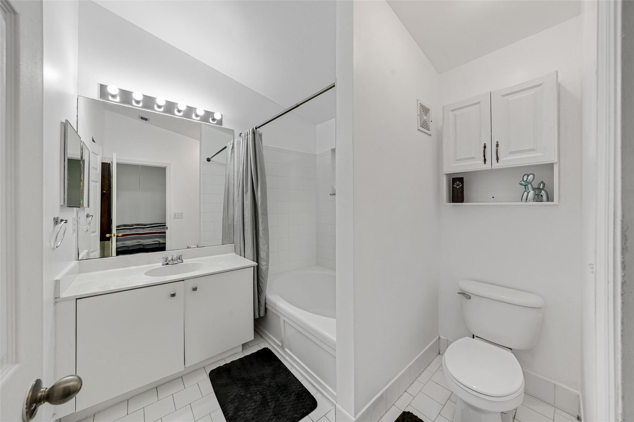 Malibu Bay - Residential