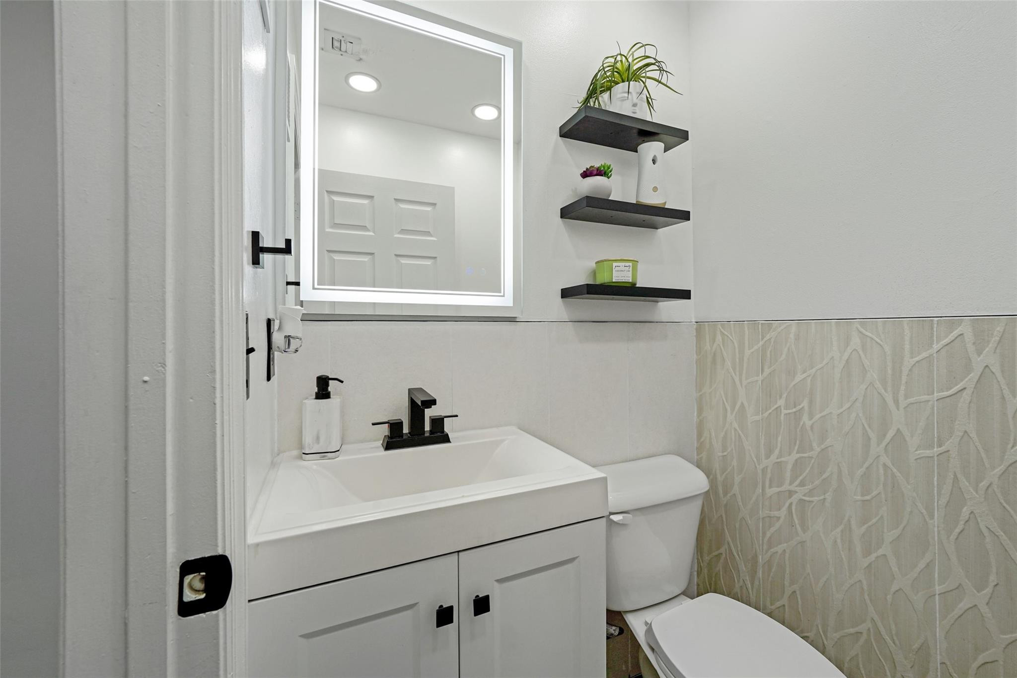 Malibu Bay - Residential