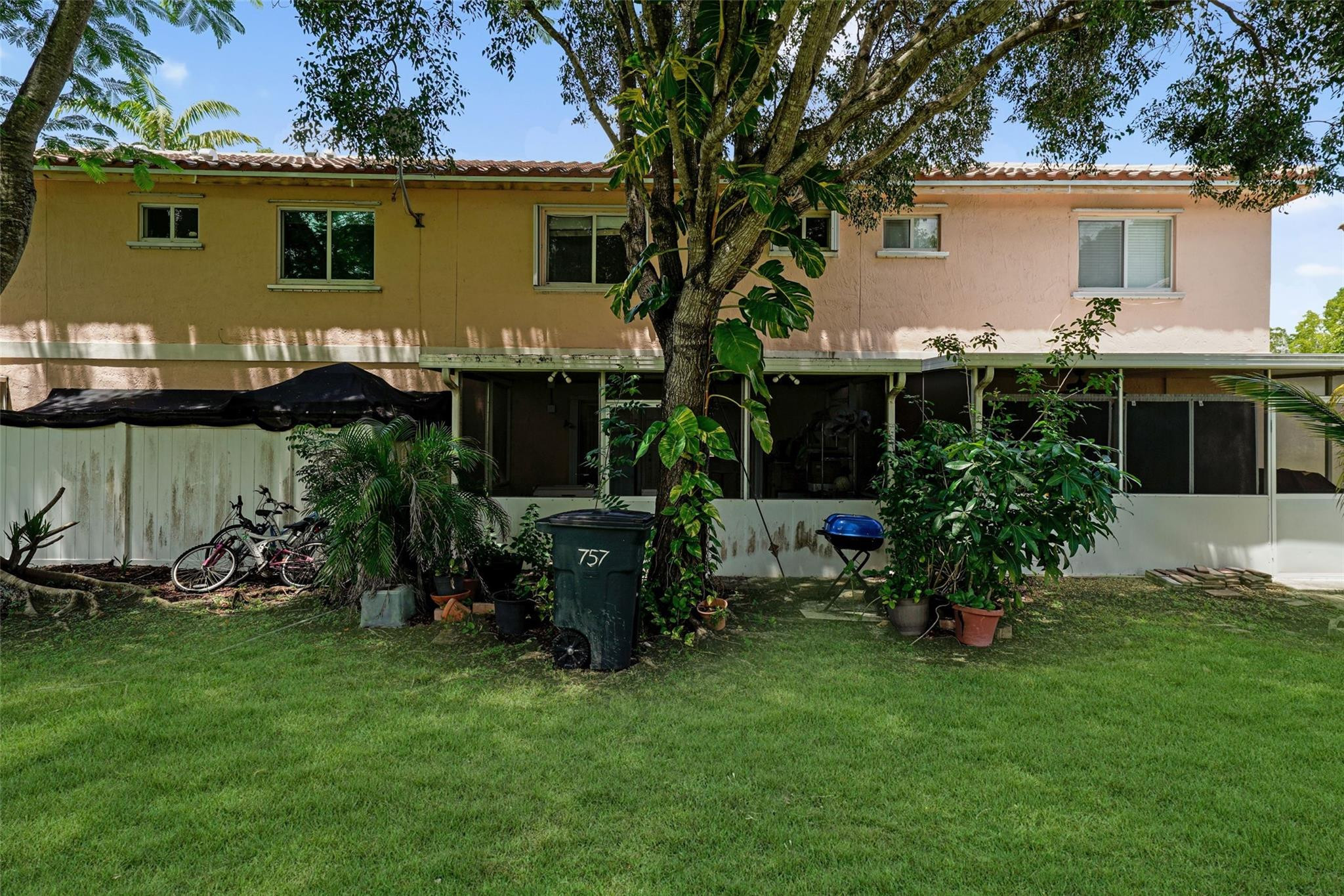 Malibu Bay - Residential